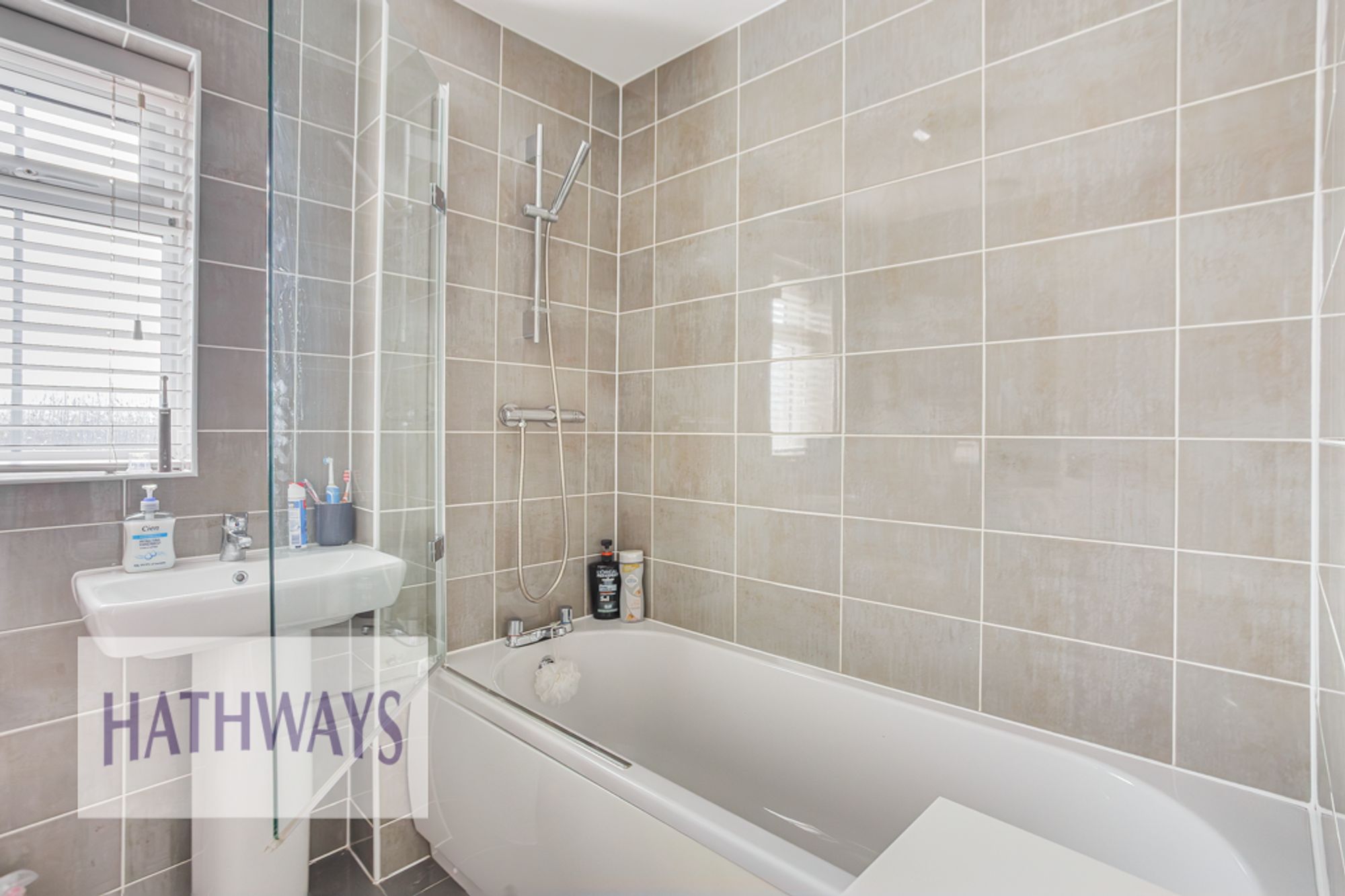 4 bed detached house for sale in Stryd Camlas, Cwmbran  - Property Image 35