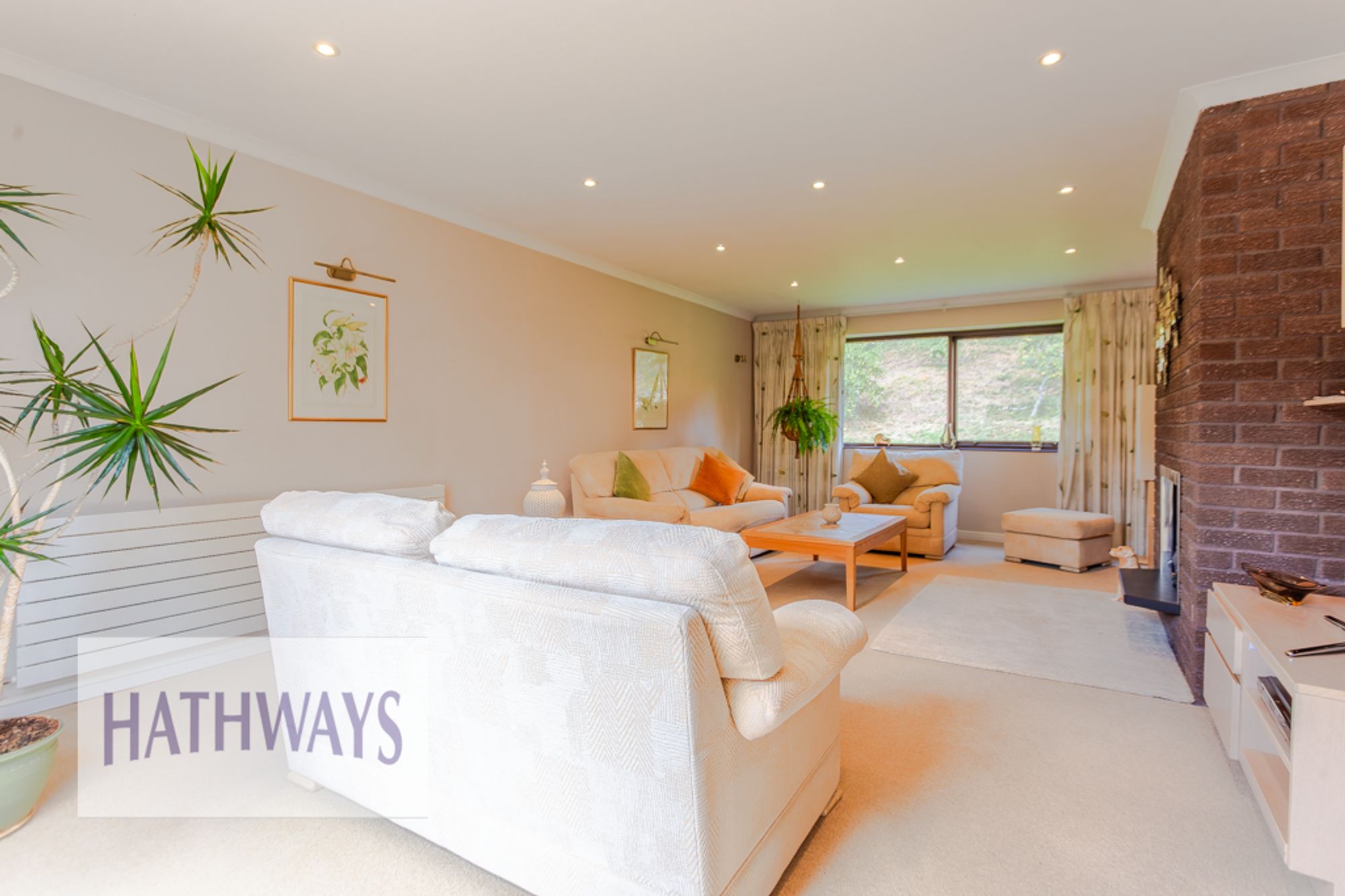 4 bed detached house for sale in Upper Cwmbran Road, Cwmbran  - Property Image 12