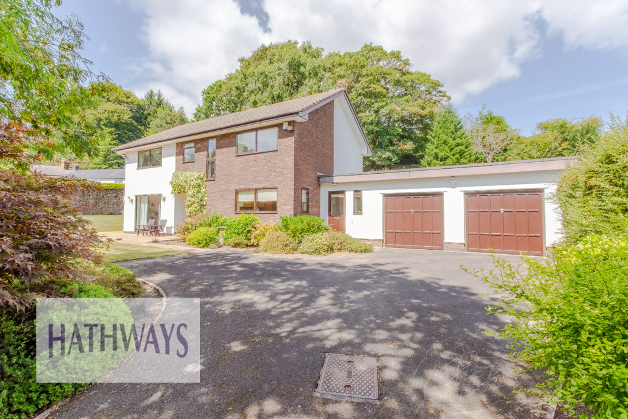 4 bed detached house for sale in Upper Cwmbran Road, Cwmbran  - Property Image 4