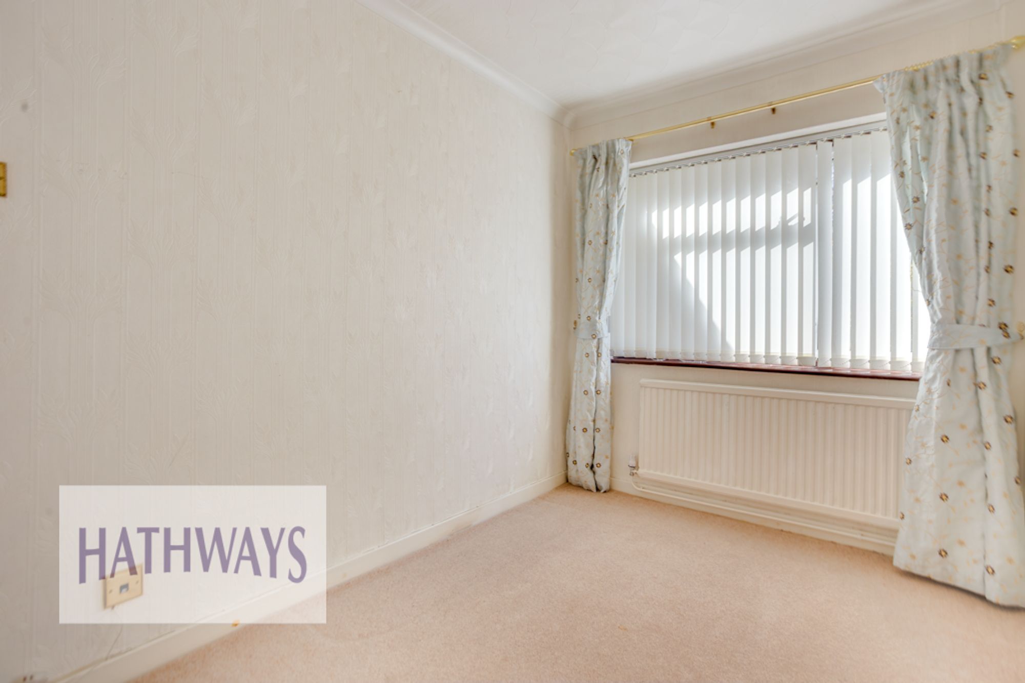 3 bed detached house for sale in Oxford Close, Newport 16