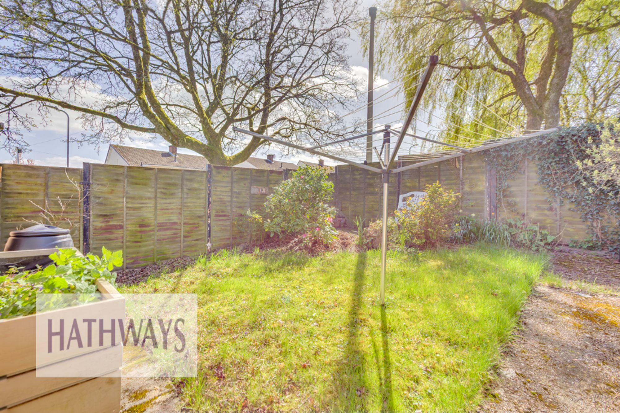 3 bed detached house for sale in Oxford Close, Newport 38