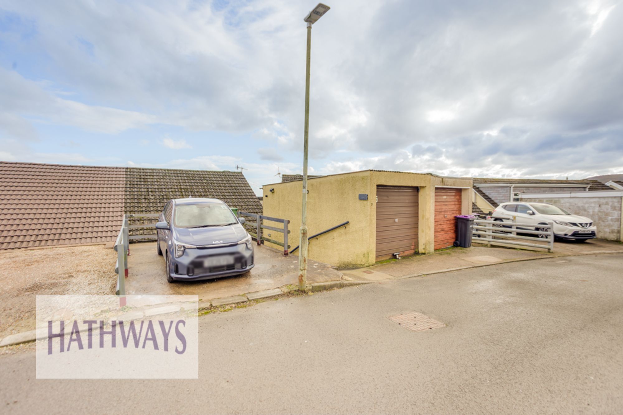 2 bed semi-detached bungalow for sale in The Links, Pontypool 33