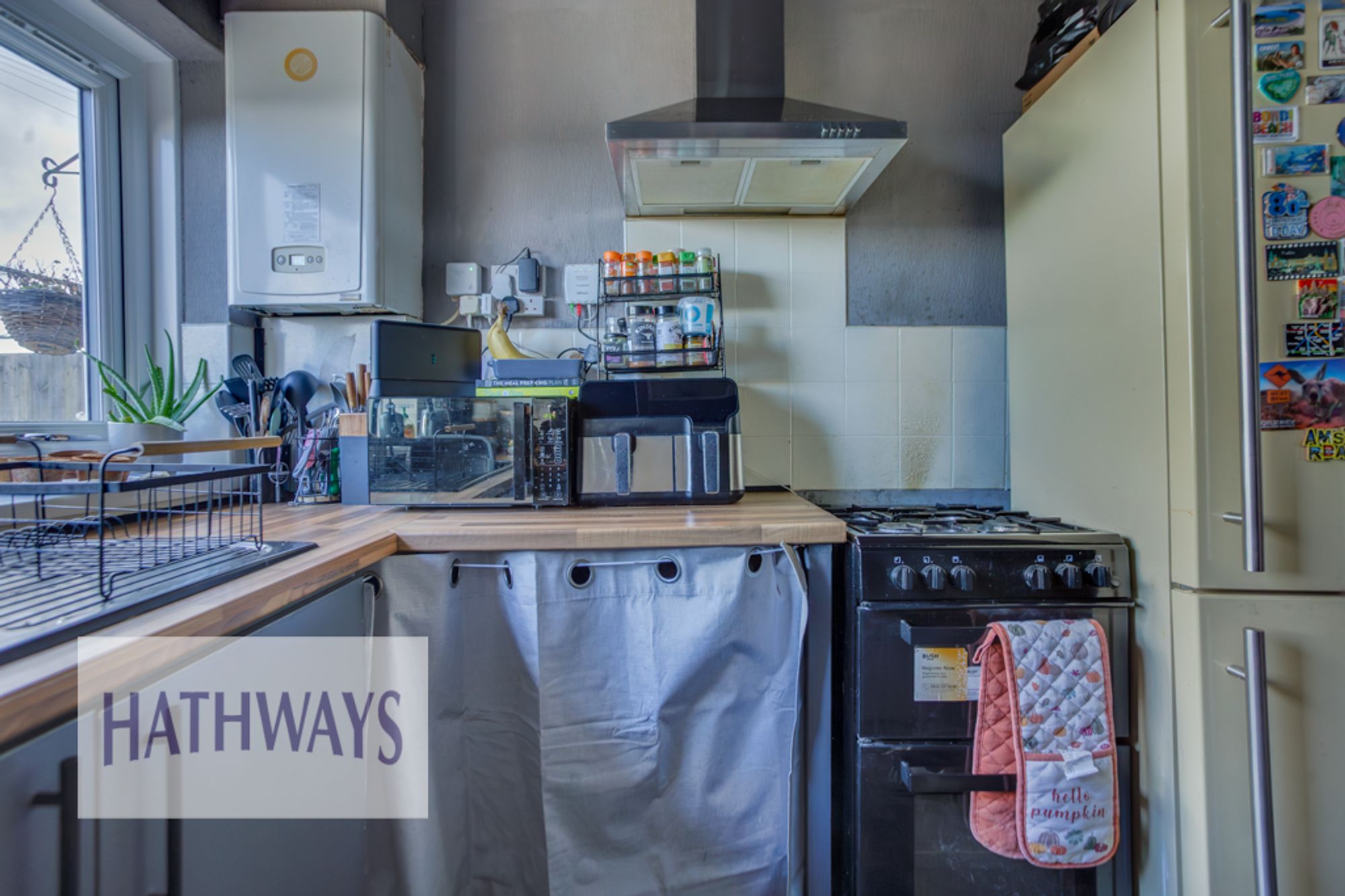 2 bed semi-detached bungalow for sale in The Links, Pontypool 7