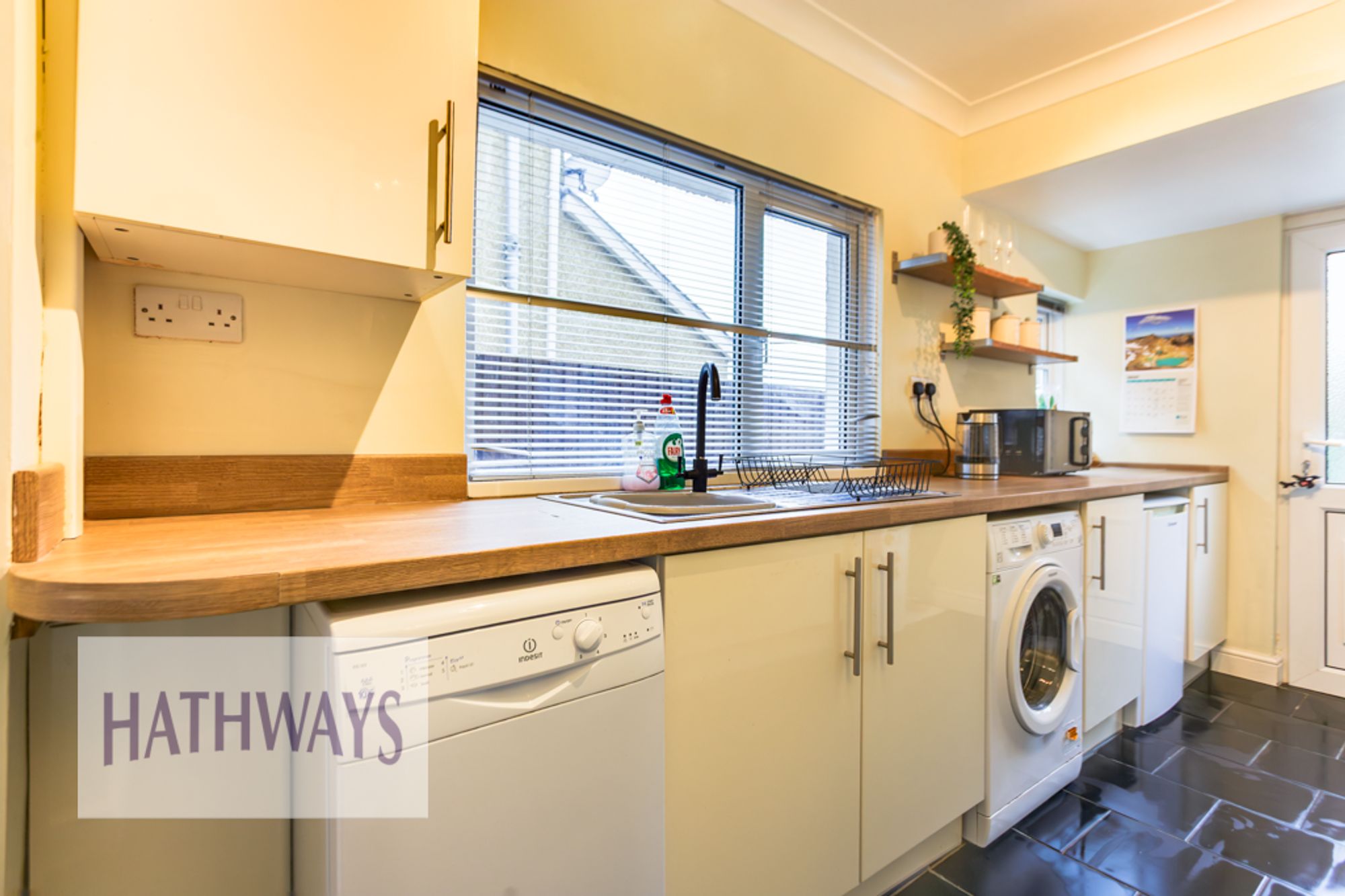 2 bed end of terrace house for sale in Austin Road, Pontypool 15