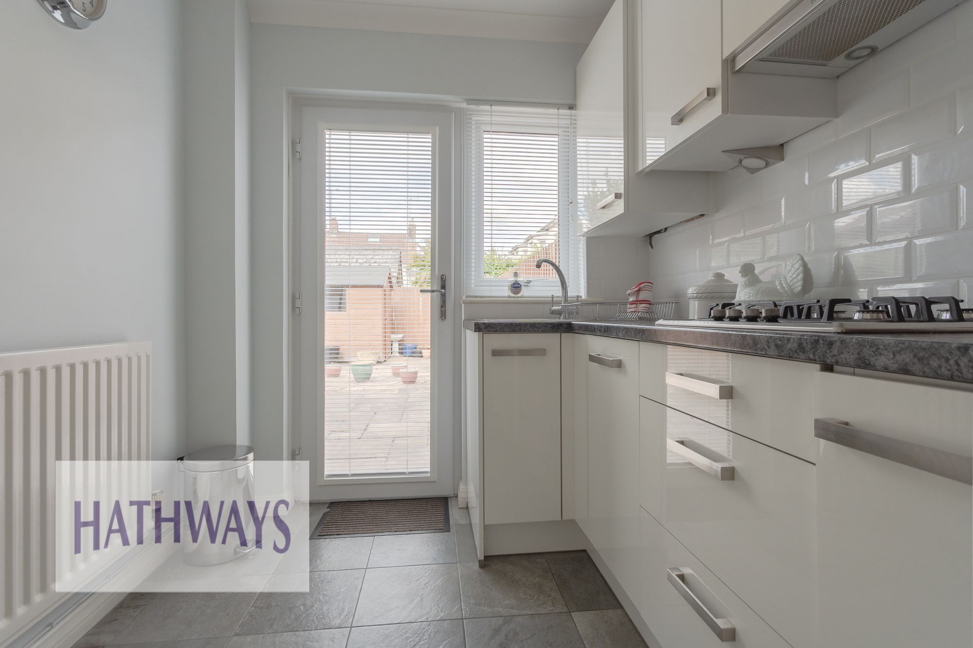 2 bed mid-terraced house for sale in Roman Gates, Caerleon, NP18  - Property Image 5