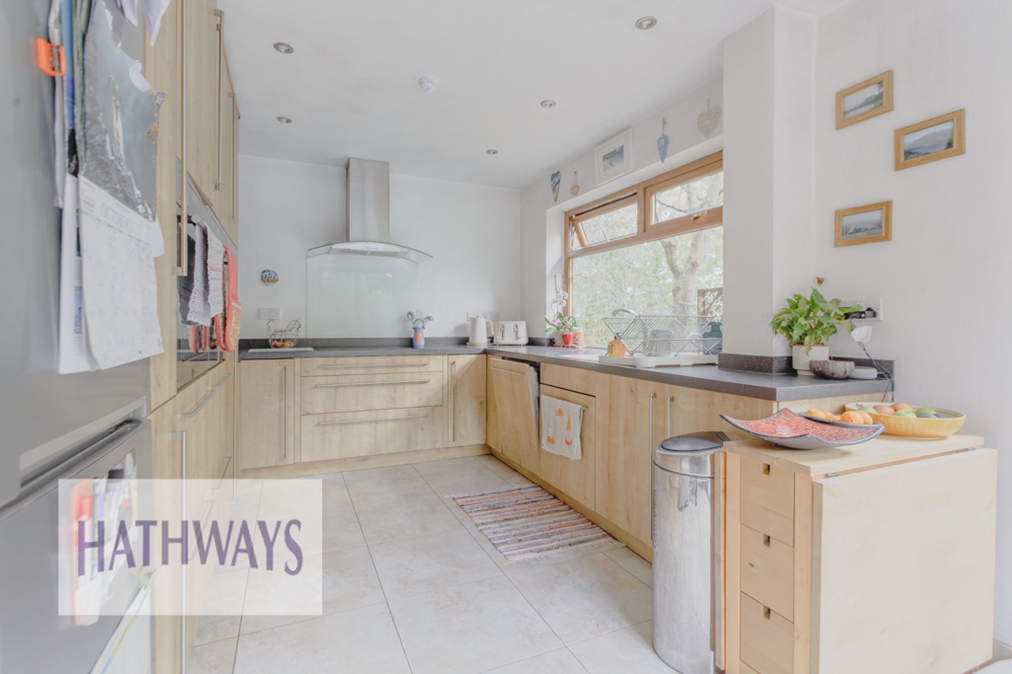 3 bed detached house for sale in Primrose Court, Cwmbran 11