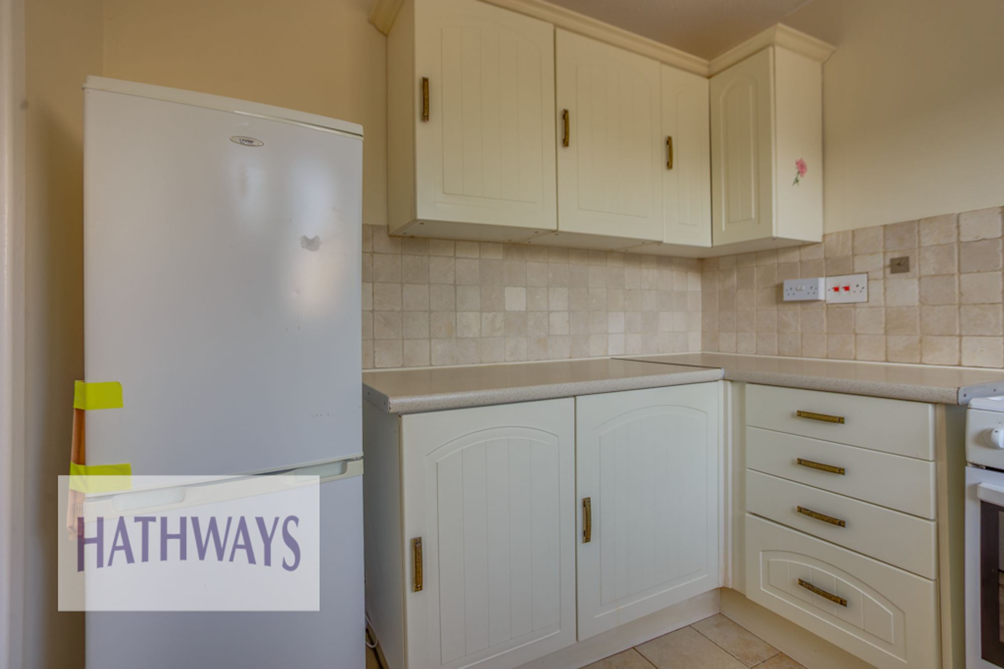 2 bed house to rent in St. Davids Crescent, Newport 2