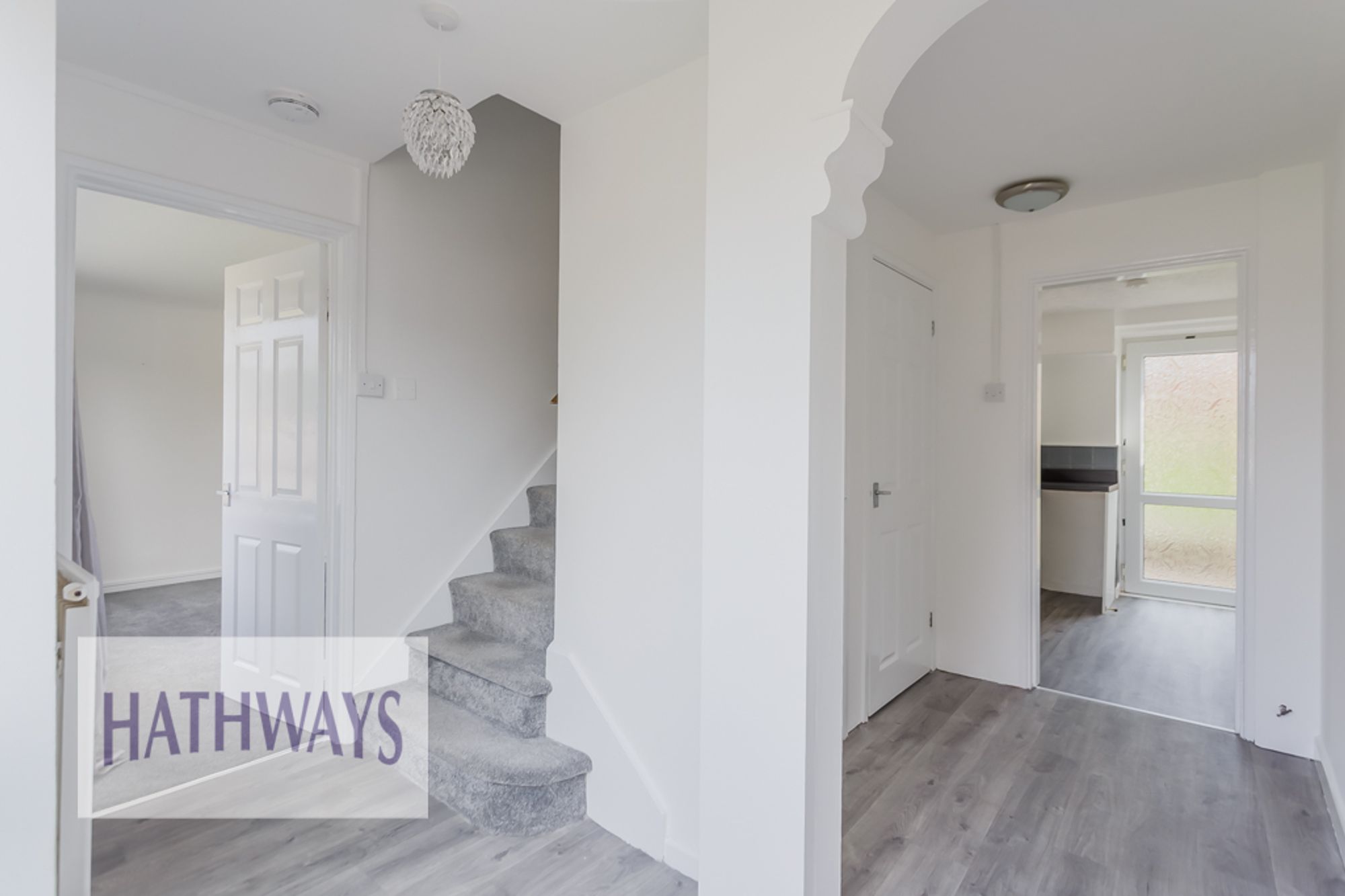 3 bed mid-terraced house for sale in North Road, Cwmbran 4