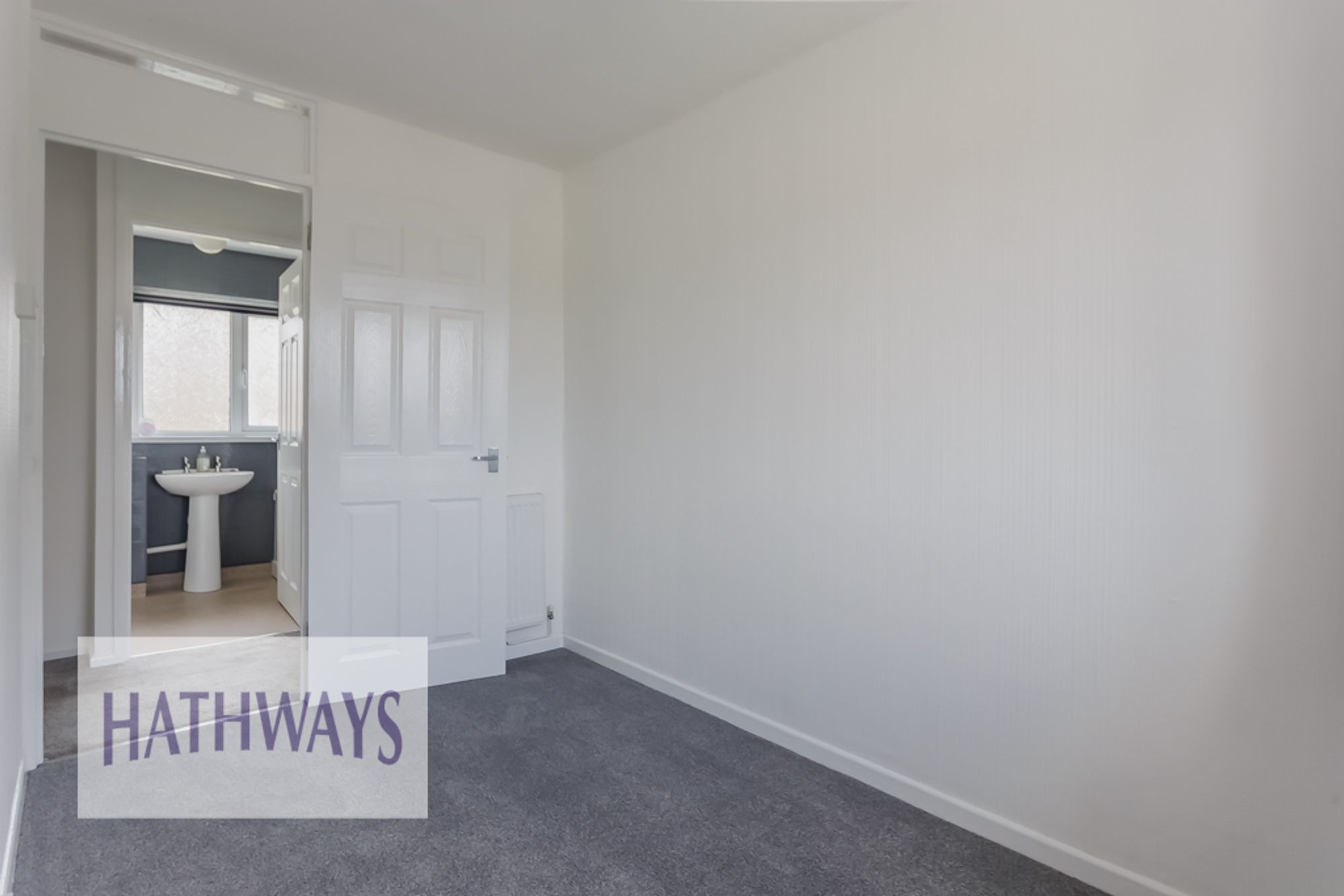 3 bed mid-terraced house for sale in North Road, Cwmbran 33