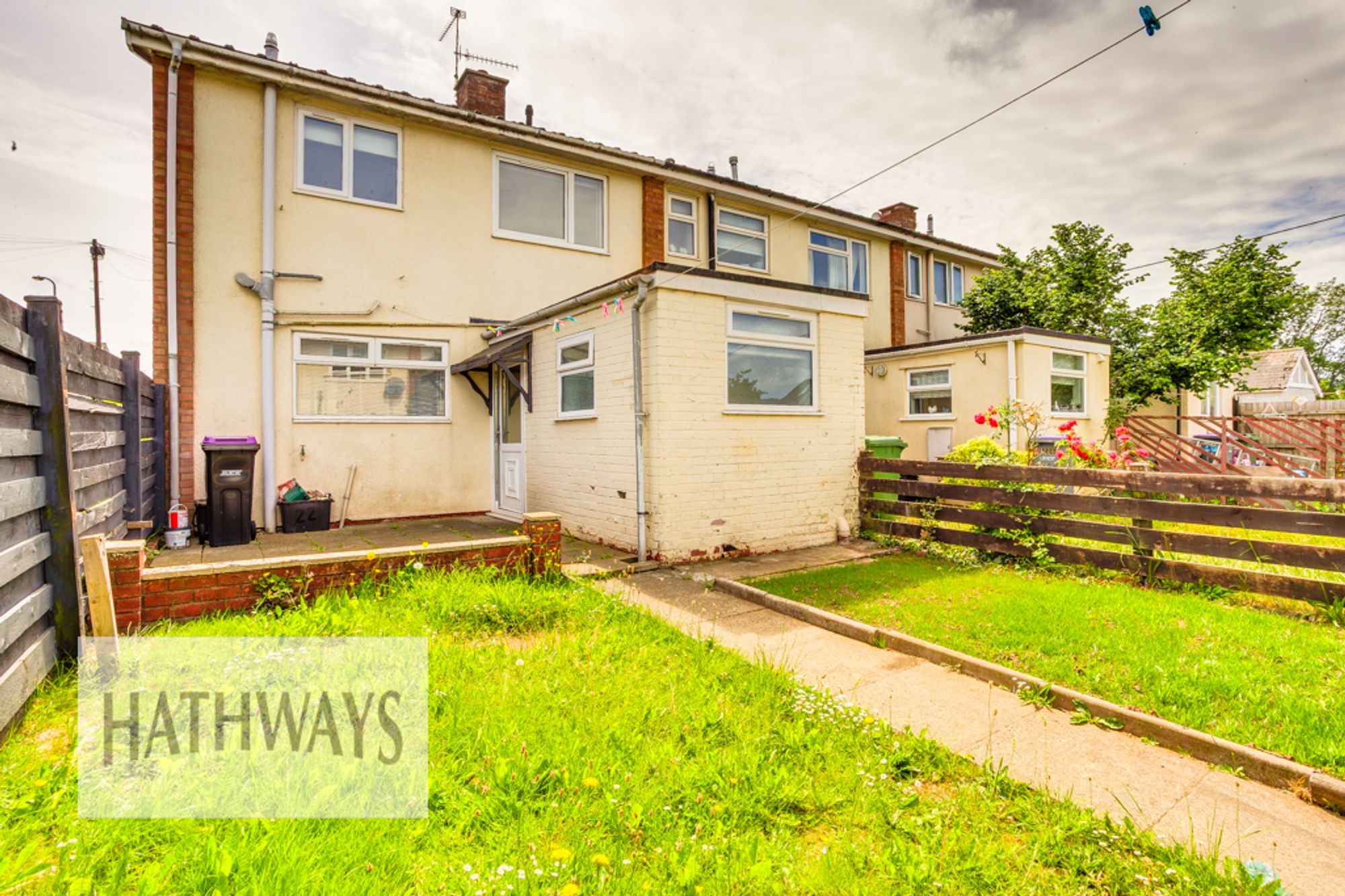 3 bed terraced house to rent in Caroline Road, Pontypool 30