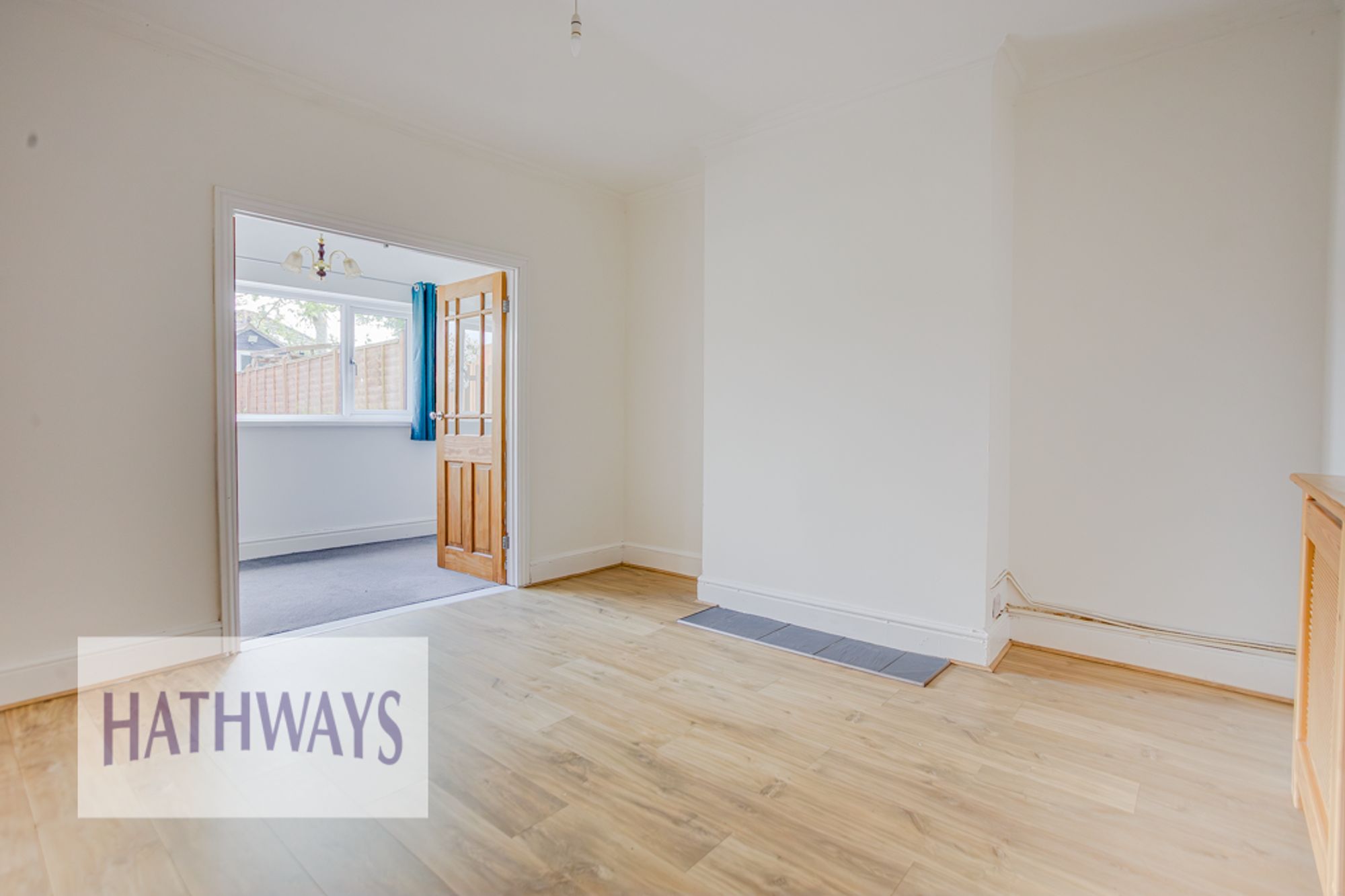 3 bed semi-detached house to rent in Hillcrest Road, Pontypool 13