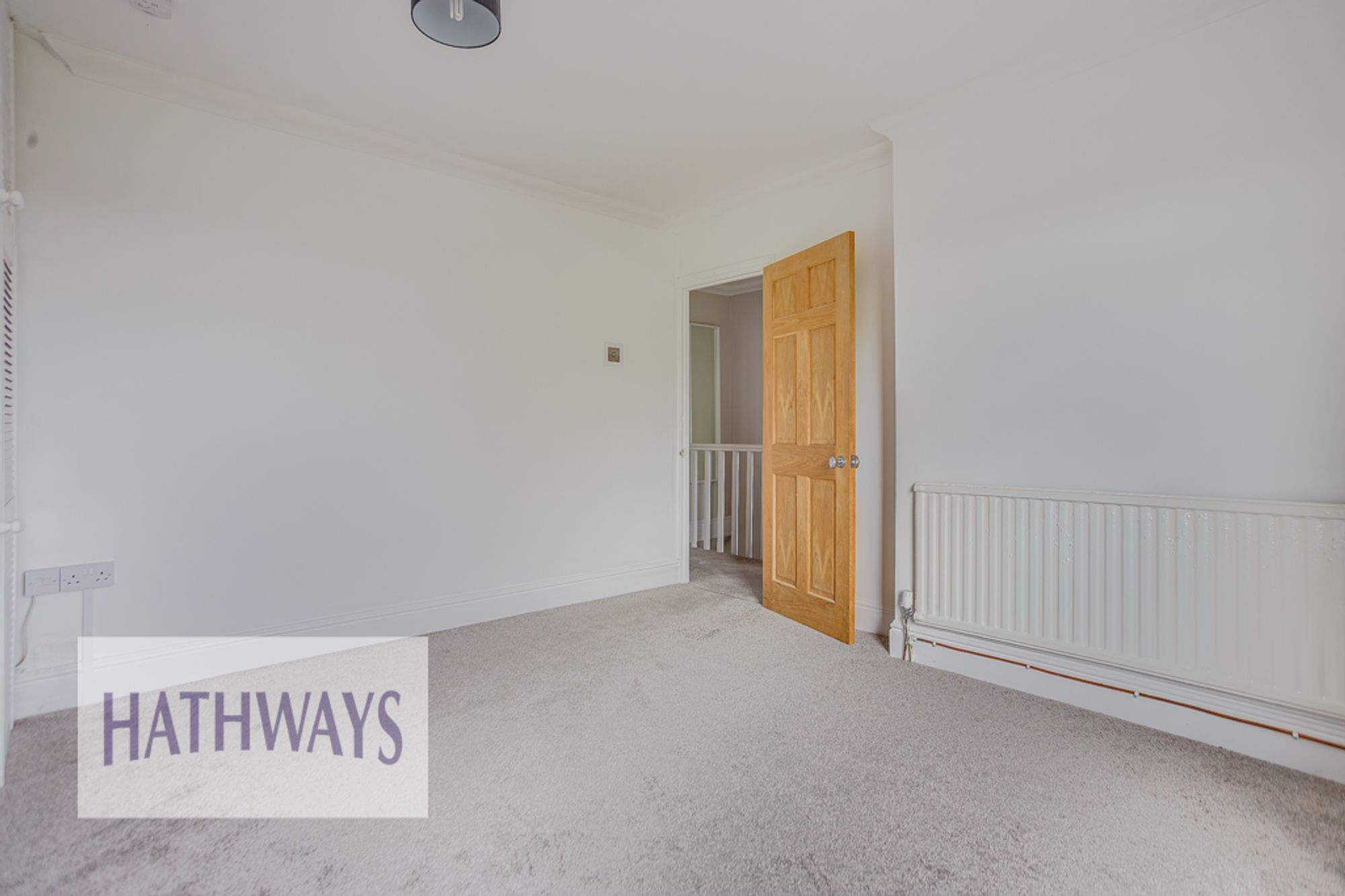 3 bed semi-detached house to rent in Hillcrest Road, Pontypool 31