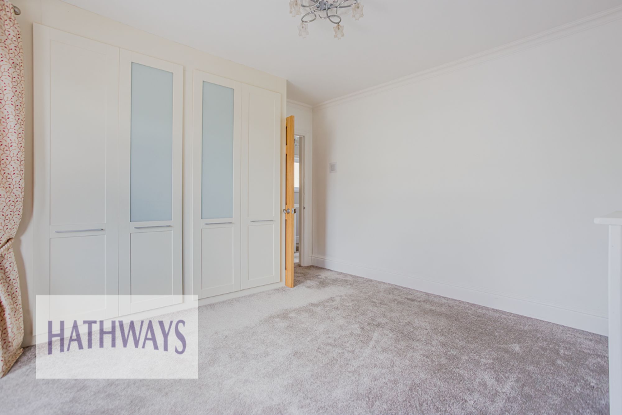3 bed semi-detached house to rent in Hillcrest Road, Pontypool 26