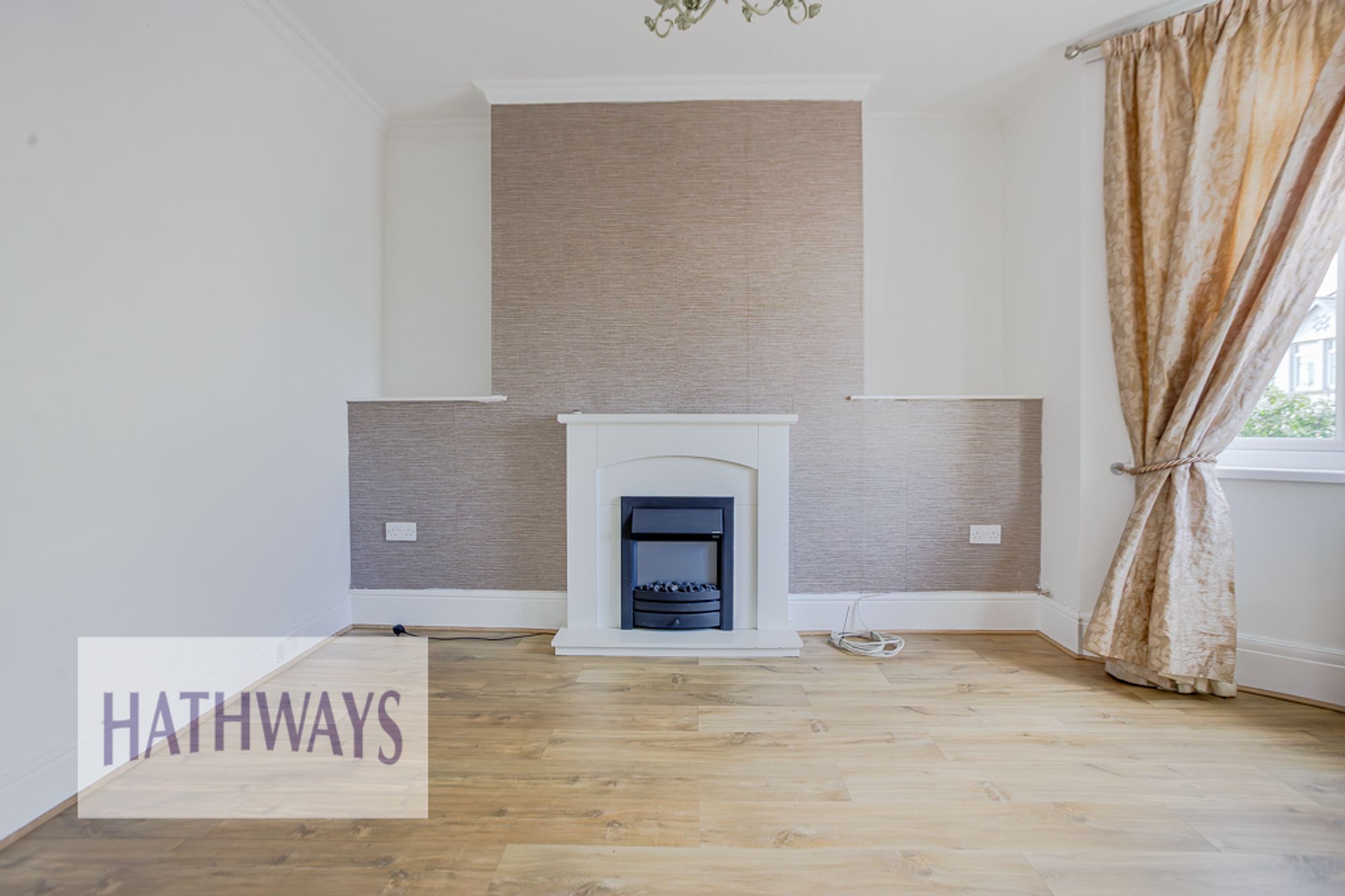 3 bed semi-detached house to rent in Hillcrest Road, Pontypool  - Property Image 2