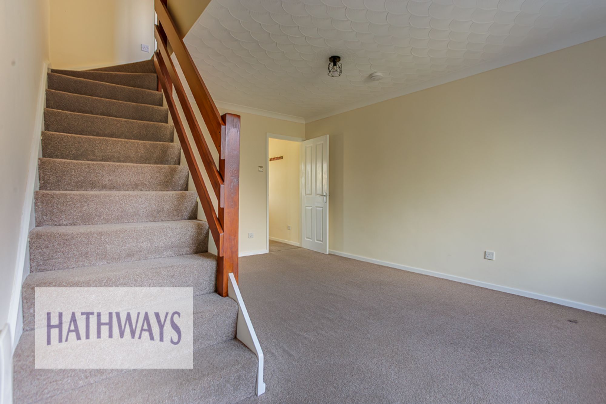 2 bed house to rent in St. Davids Crescent, Newport  - Property Image 8