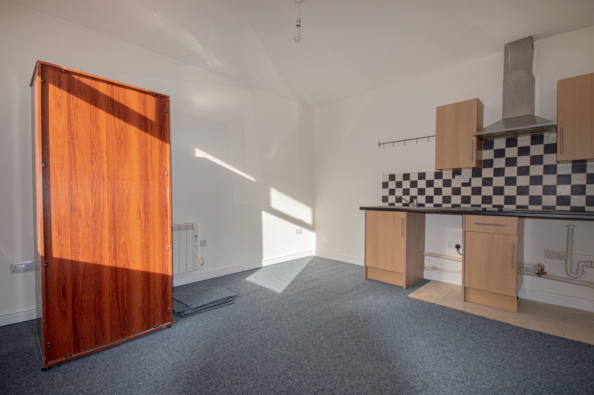 1 bed flat to rent in Richmond Road, Cwmbran 4