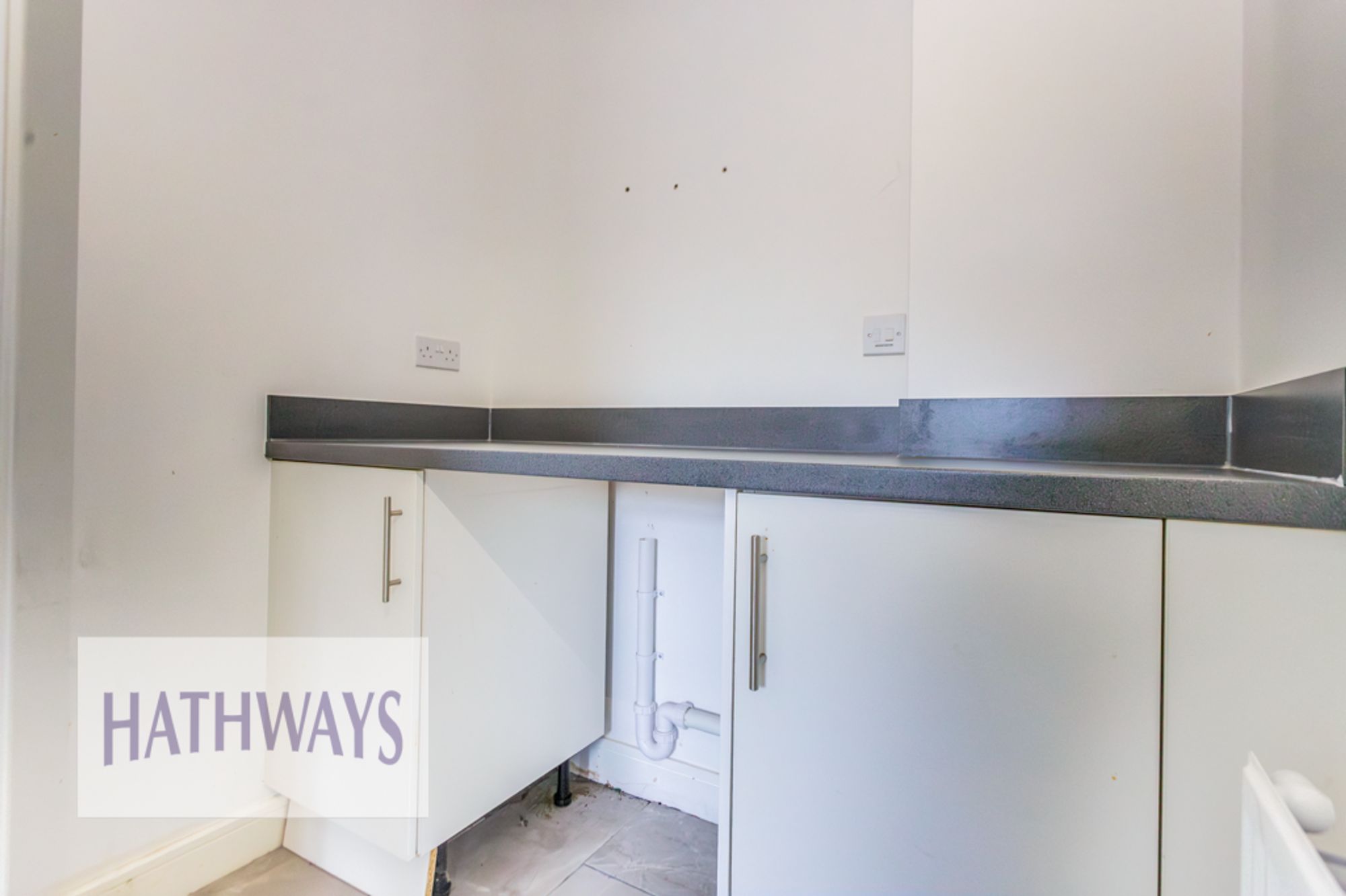 4 bed semi-detached house for sale in Stryd Camlas, Cwmbran 13