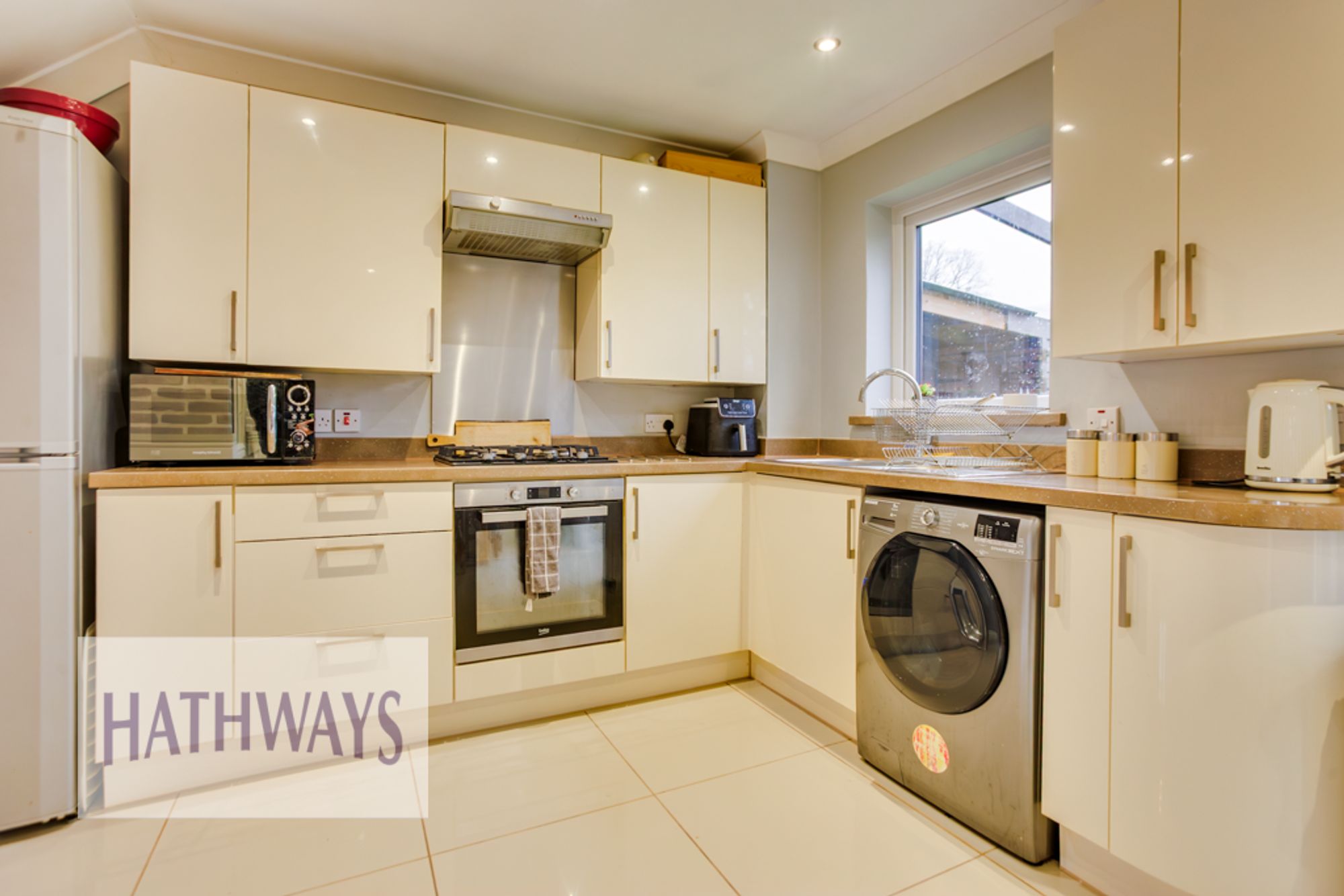 3 bed semi-detached house for sale in Five Locks Close, Cwmbran  - Property Image 14