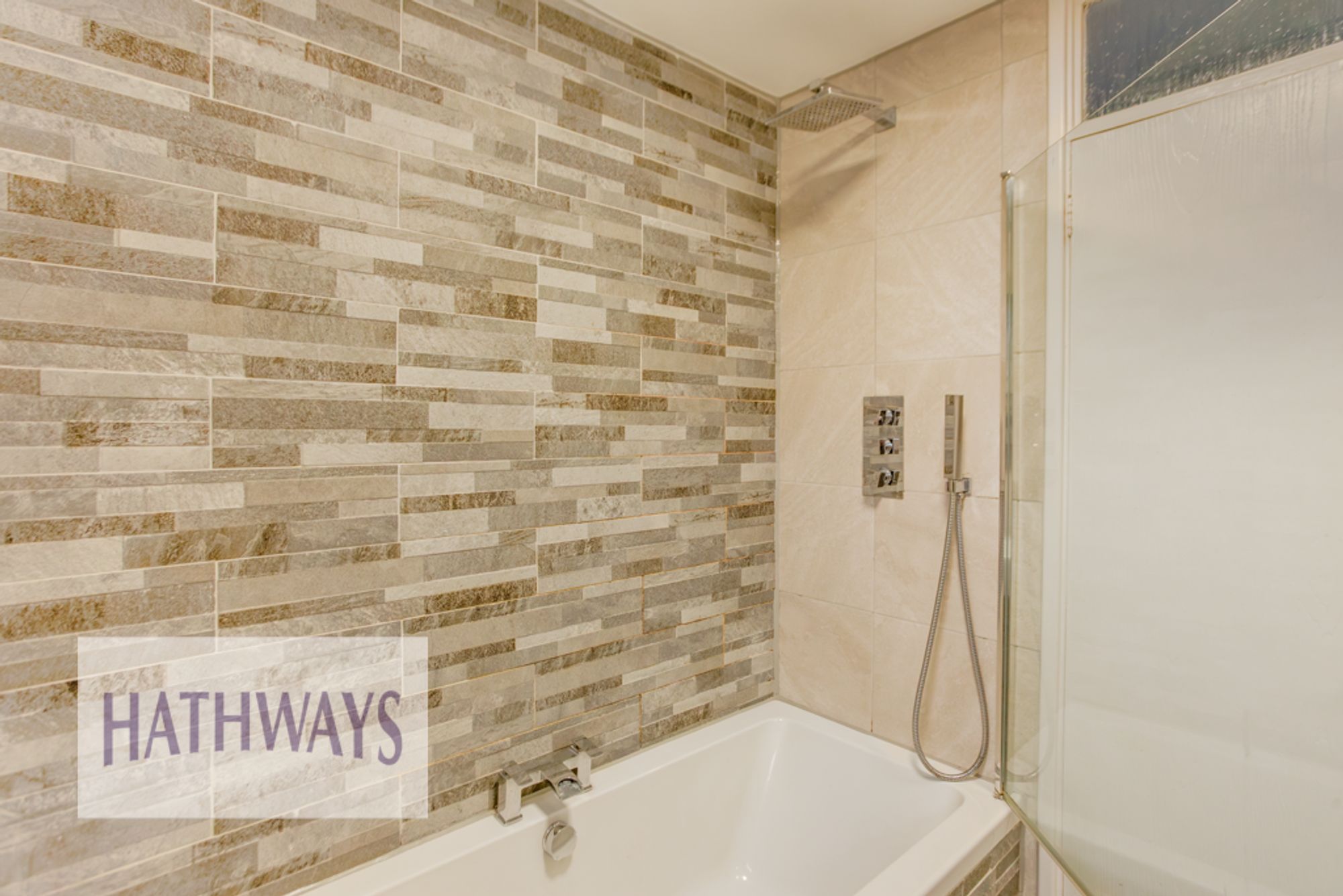 3 bed semi-detached house for sale in Five Locks Close, Cwmbran  - Property Image 27