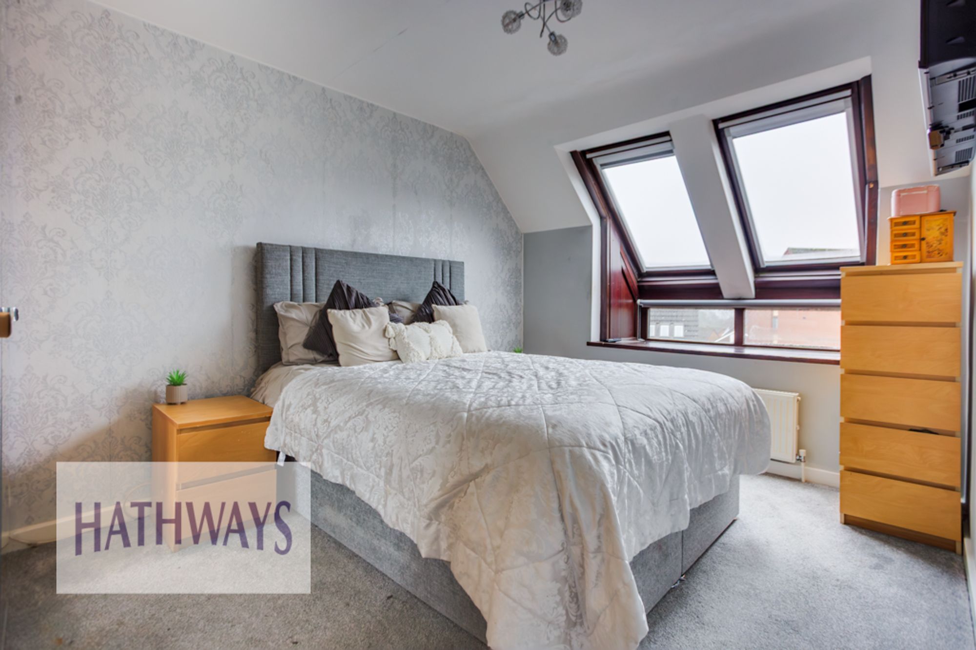 3 bed semi-detached house for sale in Five Locks Close, Cwmbran 16