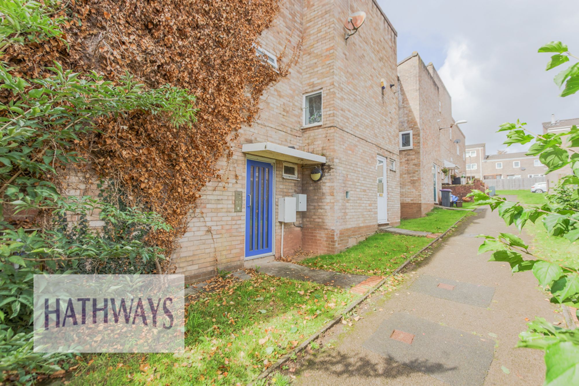 3 bed maisonette for sale in Wool Pitch, Cwmbran  - Property Image 1