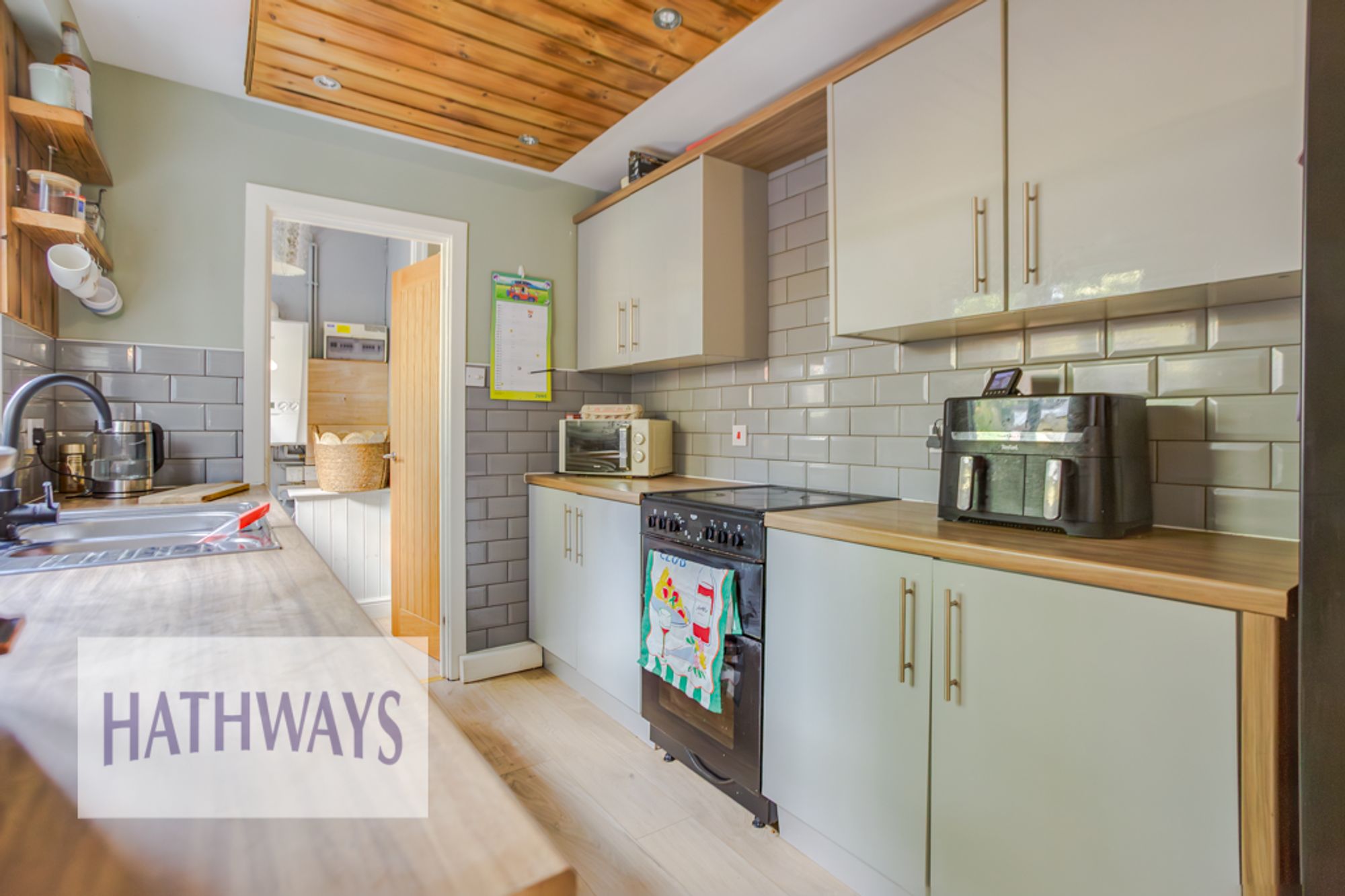 3 bed terraced house to rent in Ellwood Path, Cwmbran  - Property Image 7