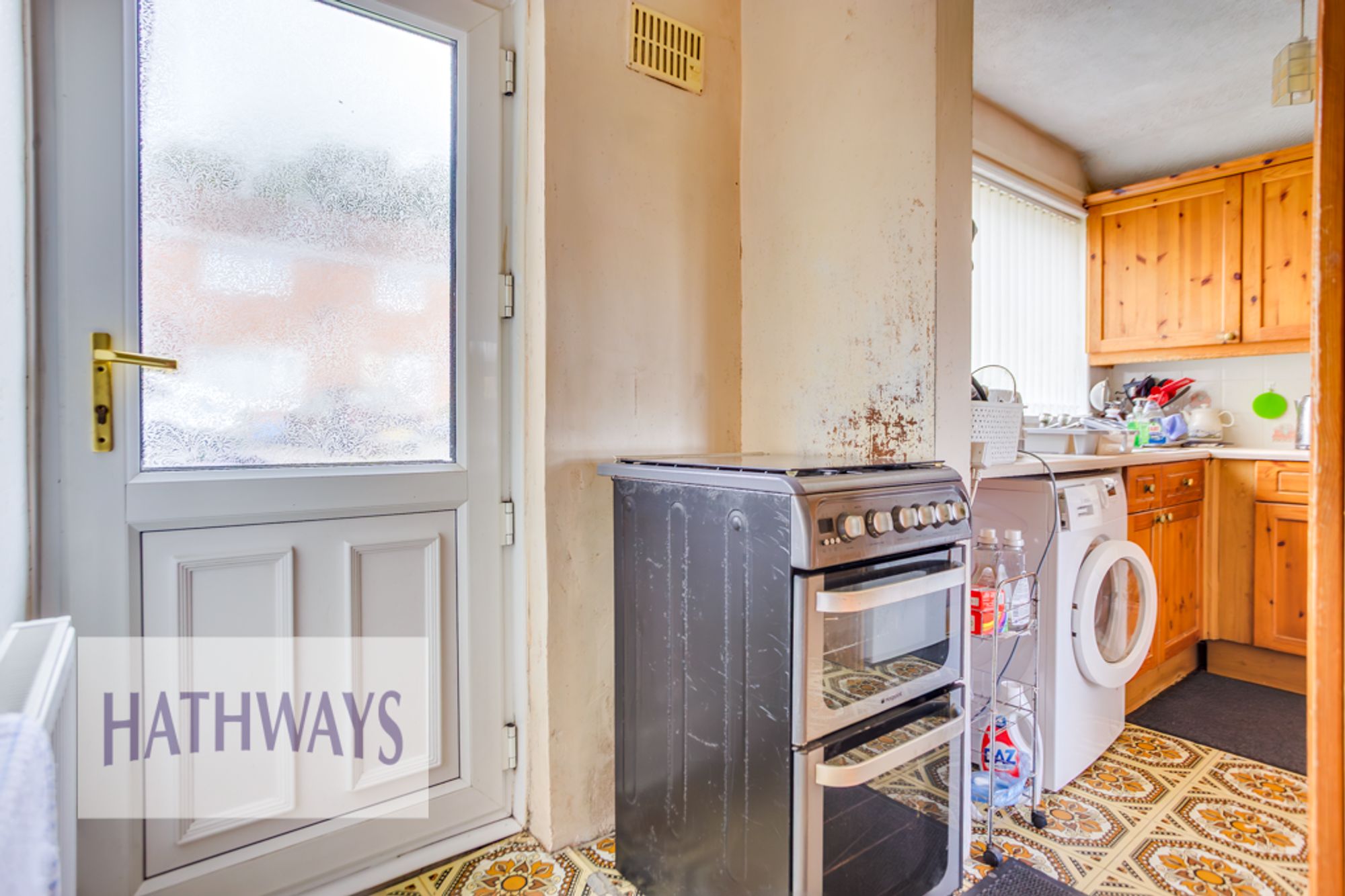 3 bed terraced house for sale in Poplar Road, Cwmbran 11