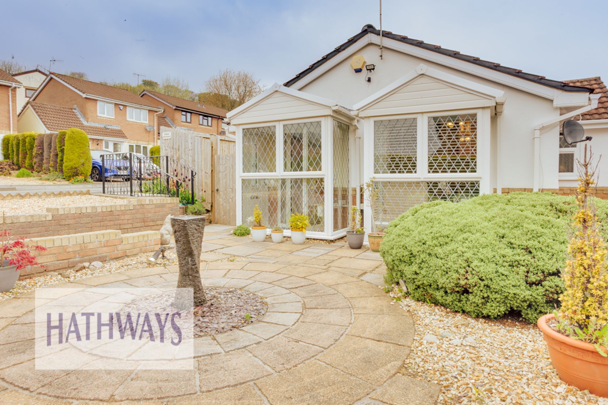2 bed detached bungalow for sale in Oaklands View, Cwmbran  - Property Image 5