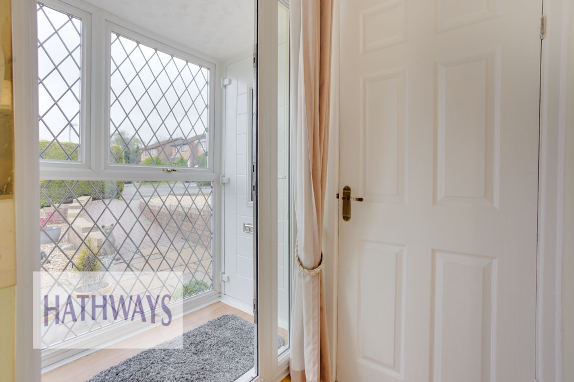 2 bed detached bungalow for sale in Oaklands View, Cwmbran 5