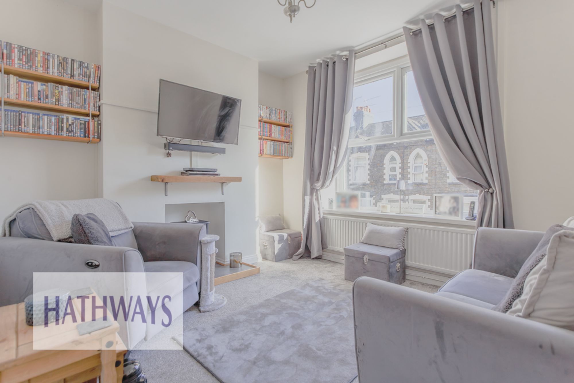 2 bed mid-terraced house for sale in Osborne Road, Pontypool  - Property Image 4