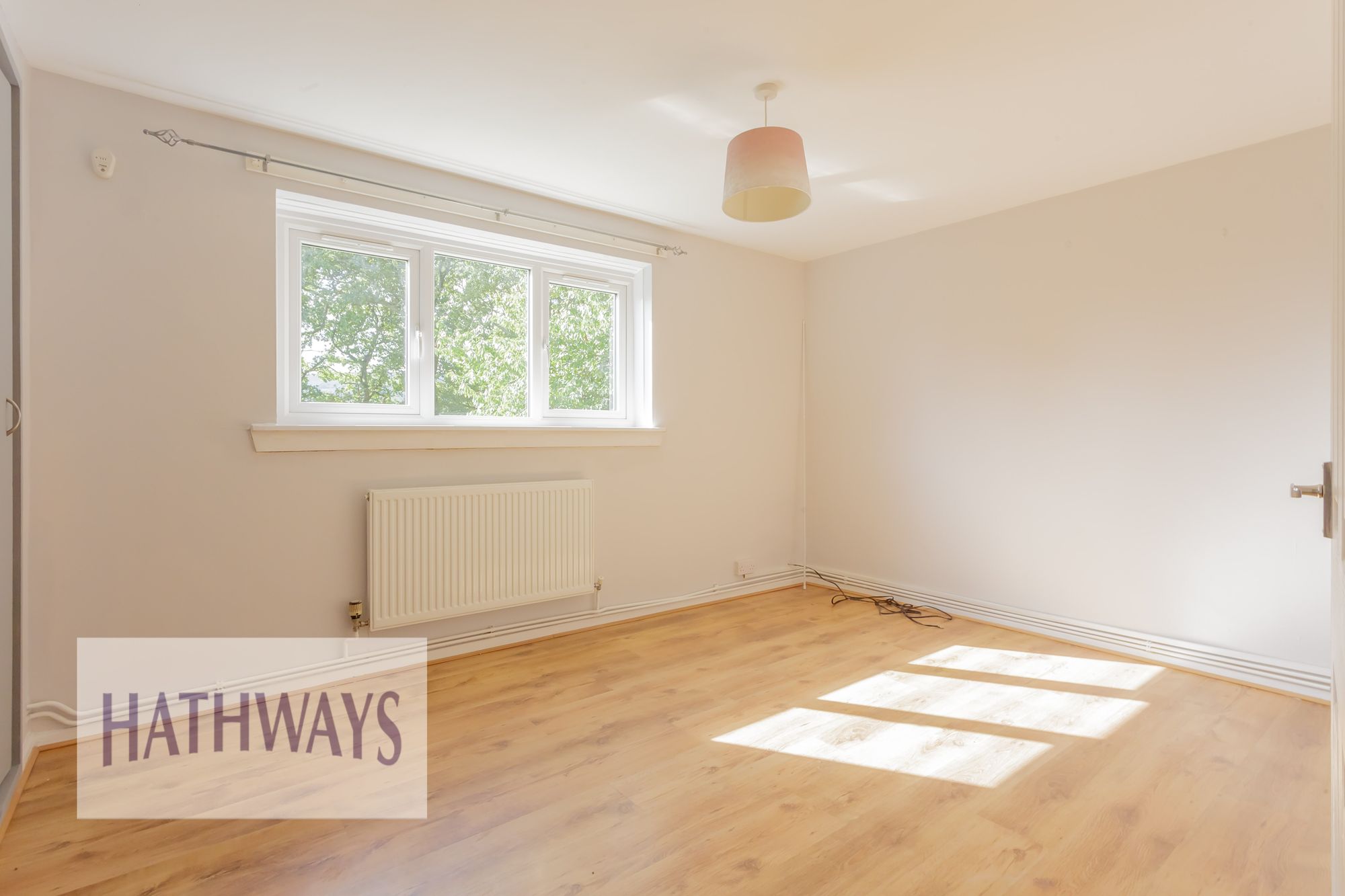 2 bed flat for sale in Edlogan Way, Cwmbran  - Property Image 16