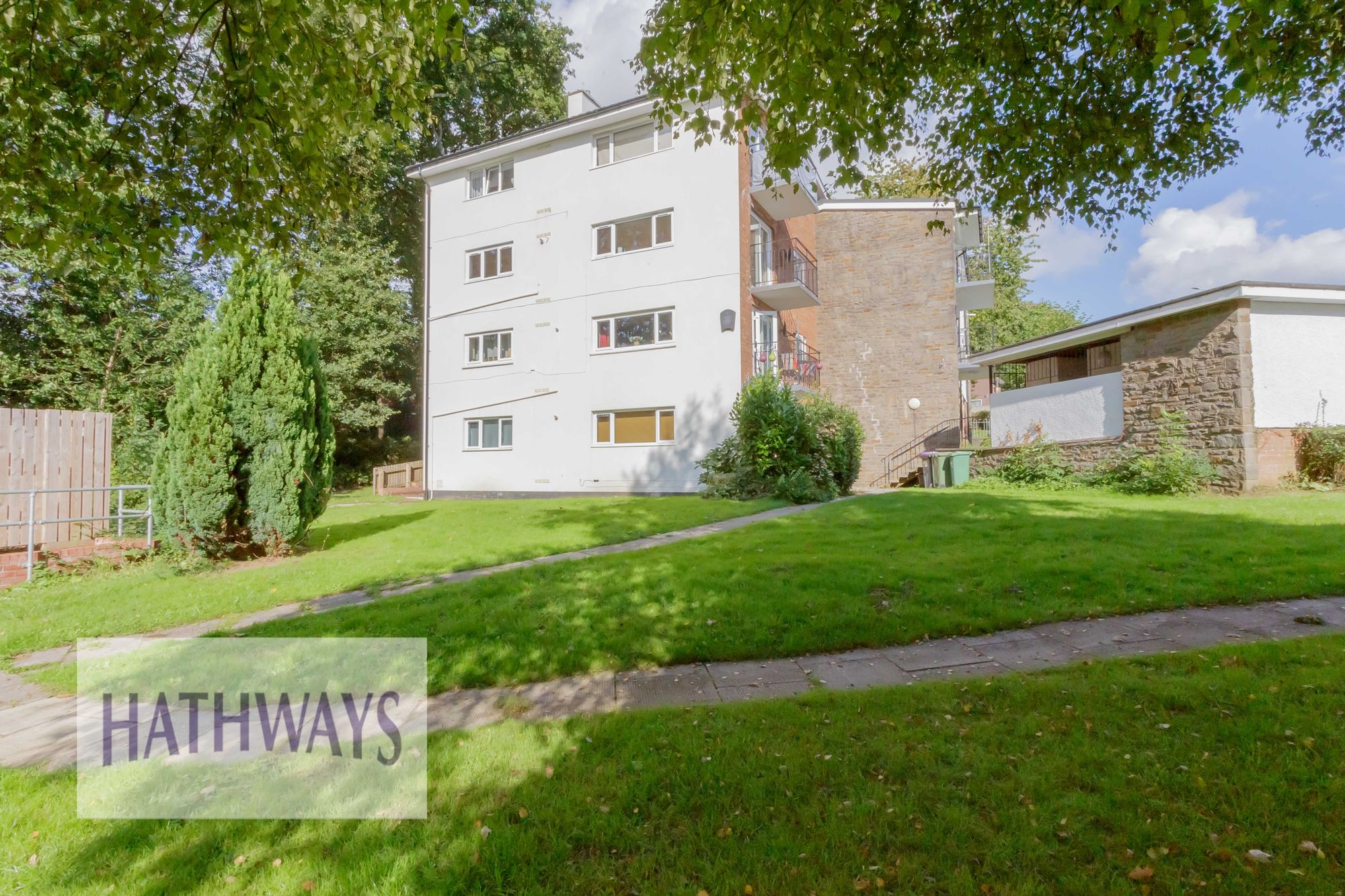 2 bed flat for sale in Edlogan Way, Cwmbran  - Property Image 25