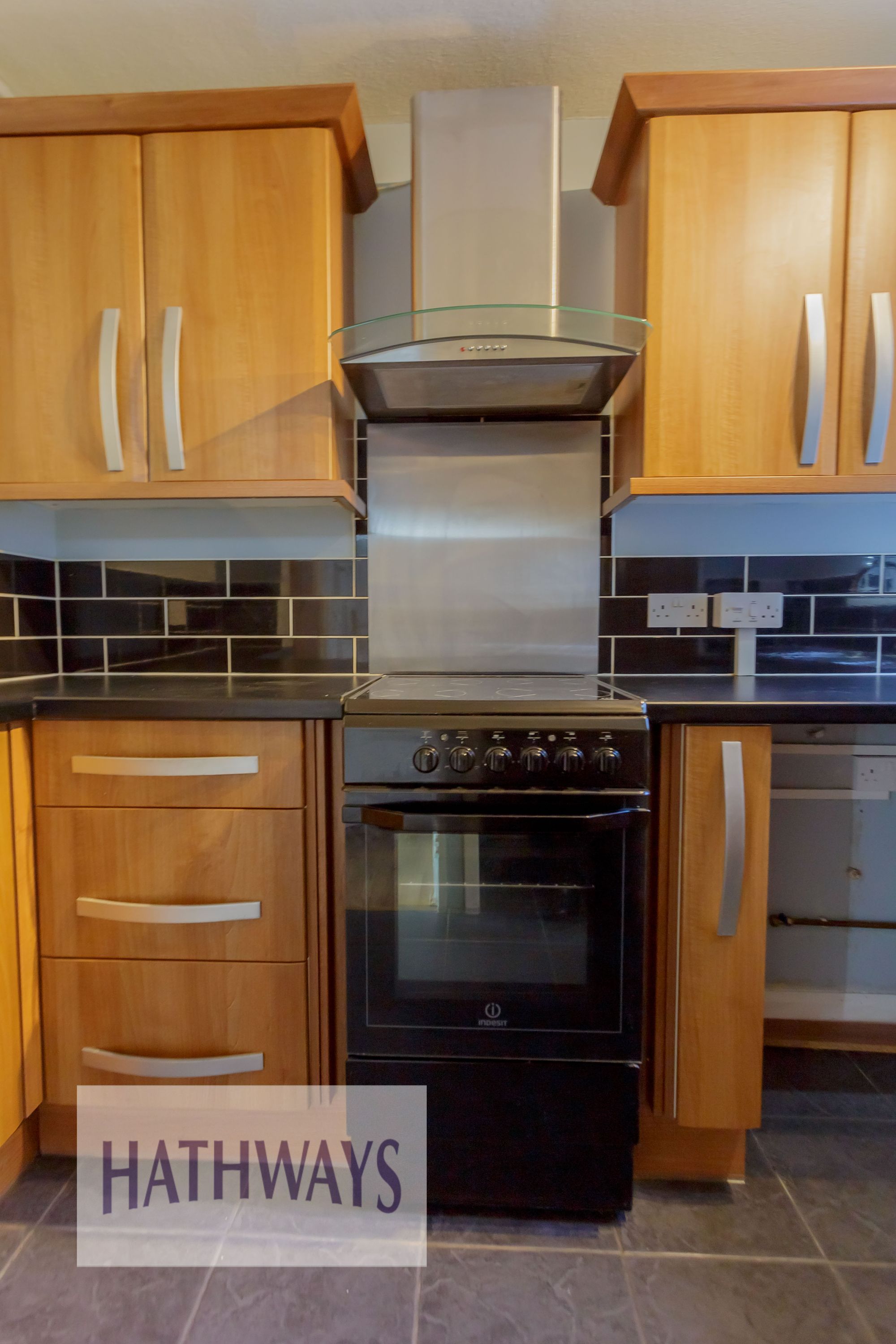 2 bed flat for sale in Edlogan Way, Cwmbran  - Property Image 7