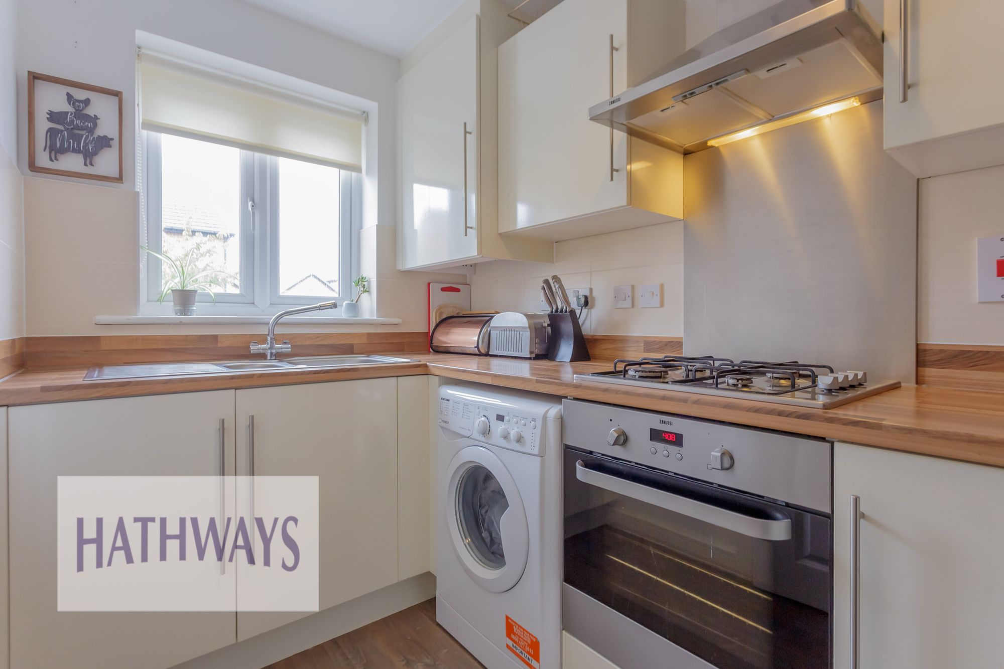 2 bed terraced house for sale in Cold Mill Road, Newport  - Property Image 5