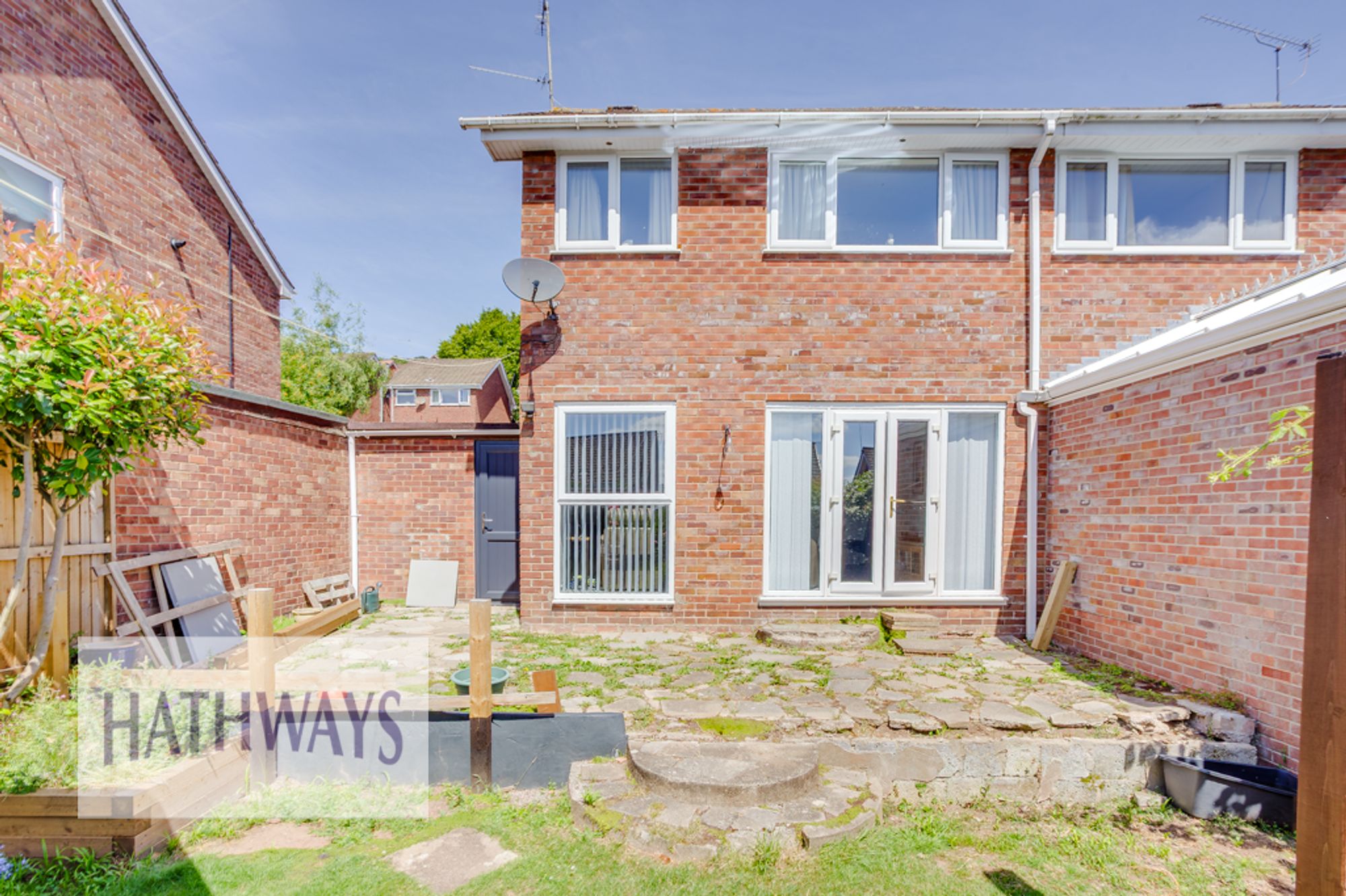 3 bed semi-detached house for sale in Walnut Drive, Newport 26