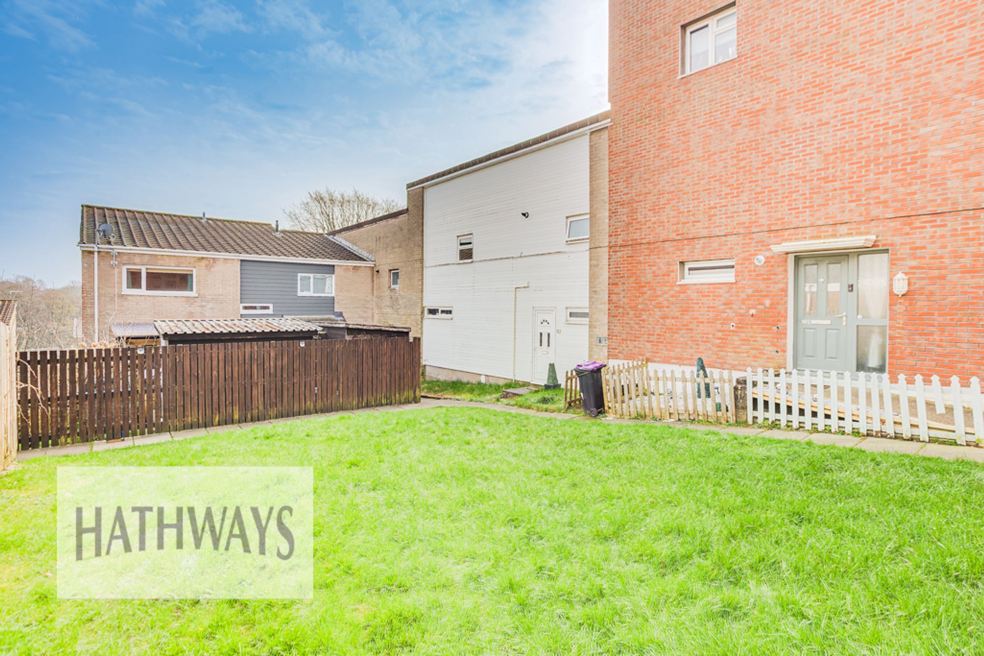 3 bed terraced house for sale in Neerings, Cwmbran 2