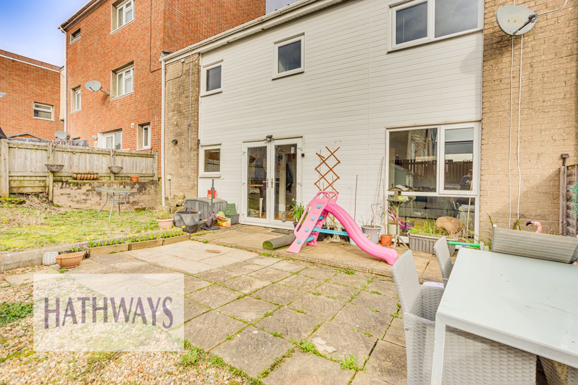 3 bed terraced house for sale in Neerings, Cwmbran 32