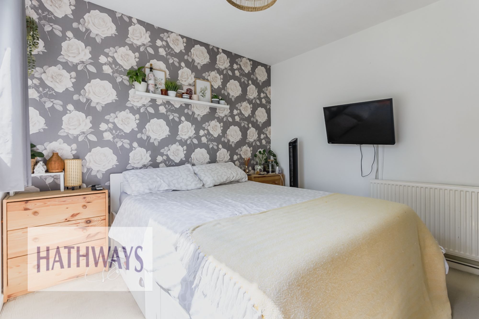 4 bed mid-terraced house for sale in Snowdon Court, Cwmbran 17