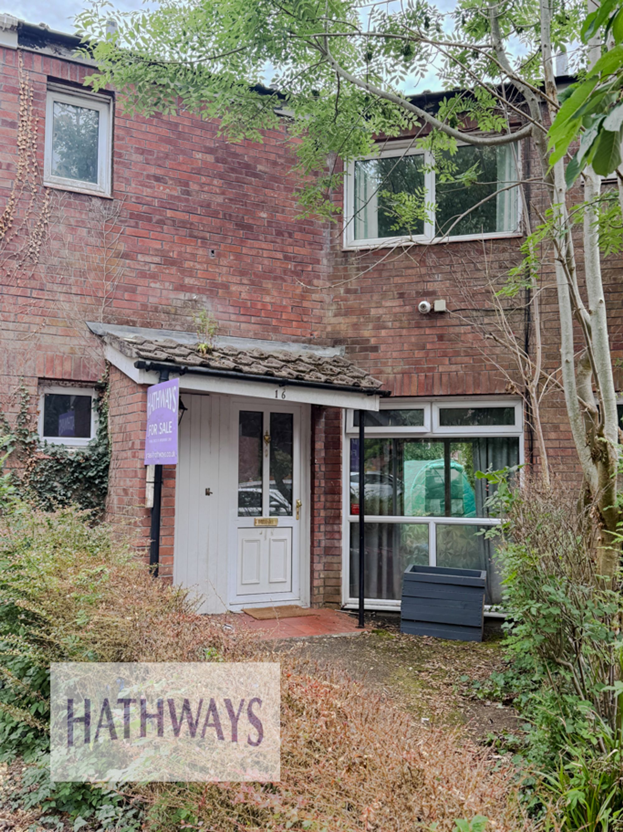 4 bed mid-terraced house for sale in Snowdon Court, Cwmbran  - Property Image 1