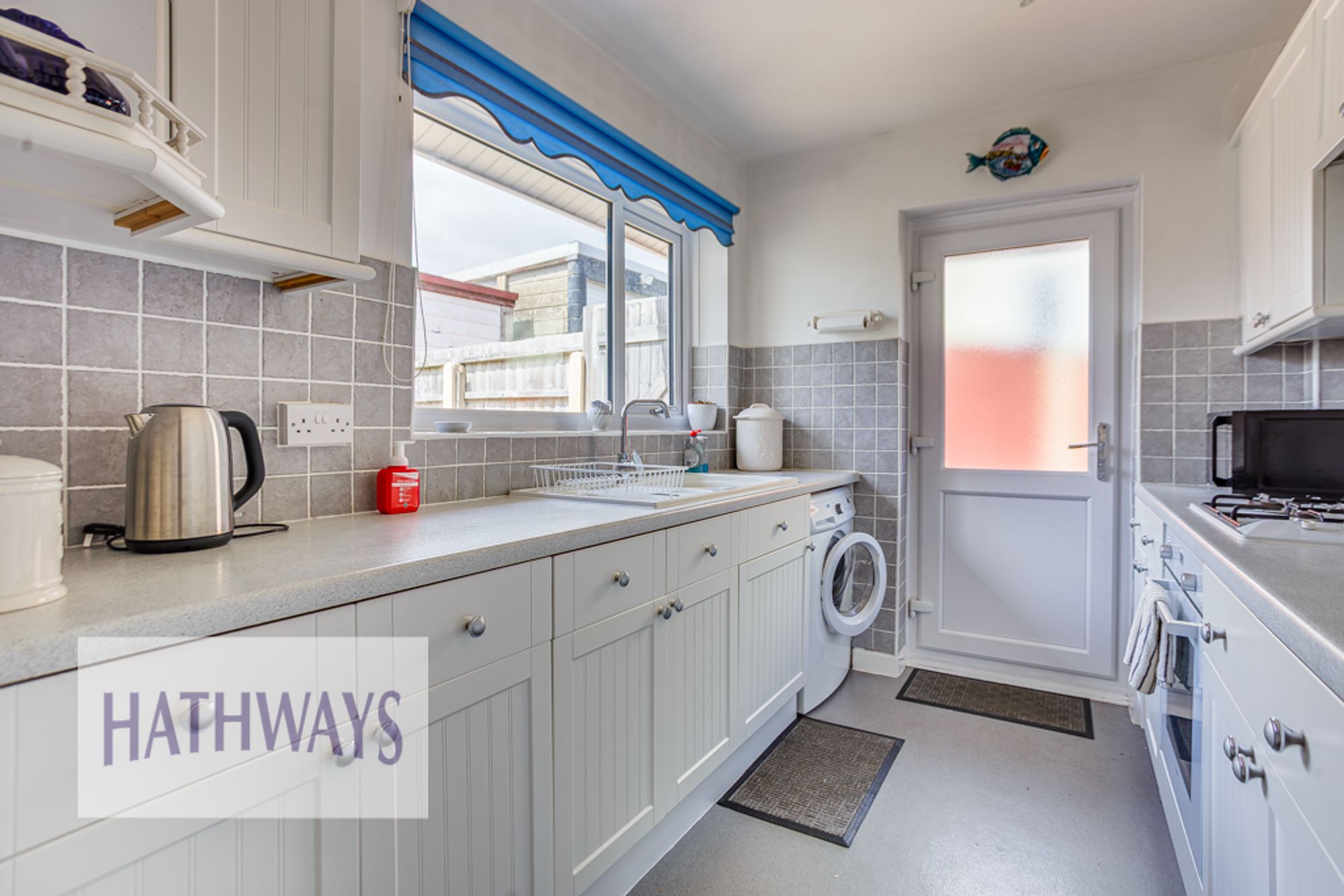 2 bed semi-detached bungalow for sale in Heol Madoc, Pontypool 11