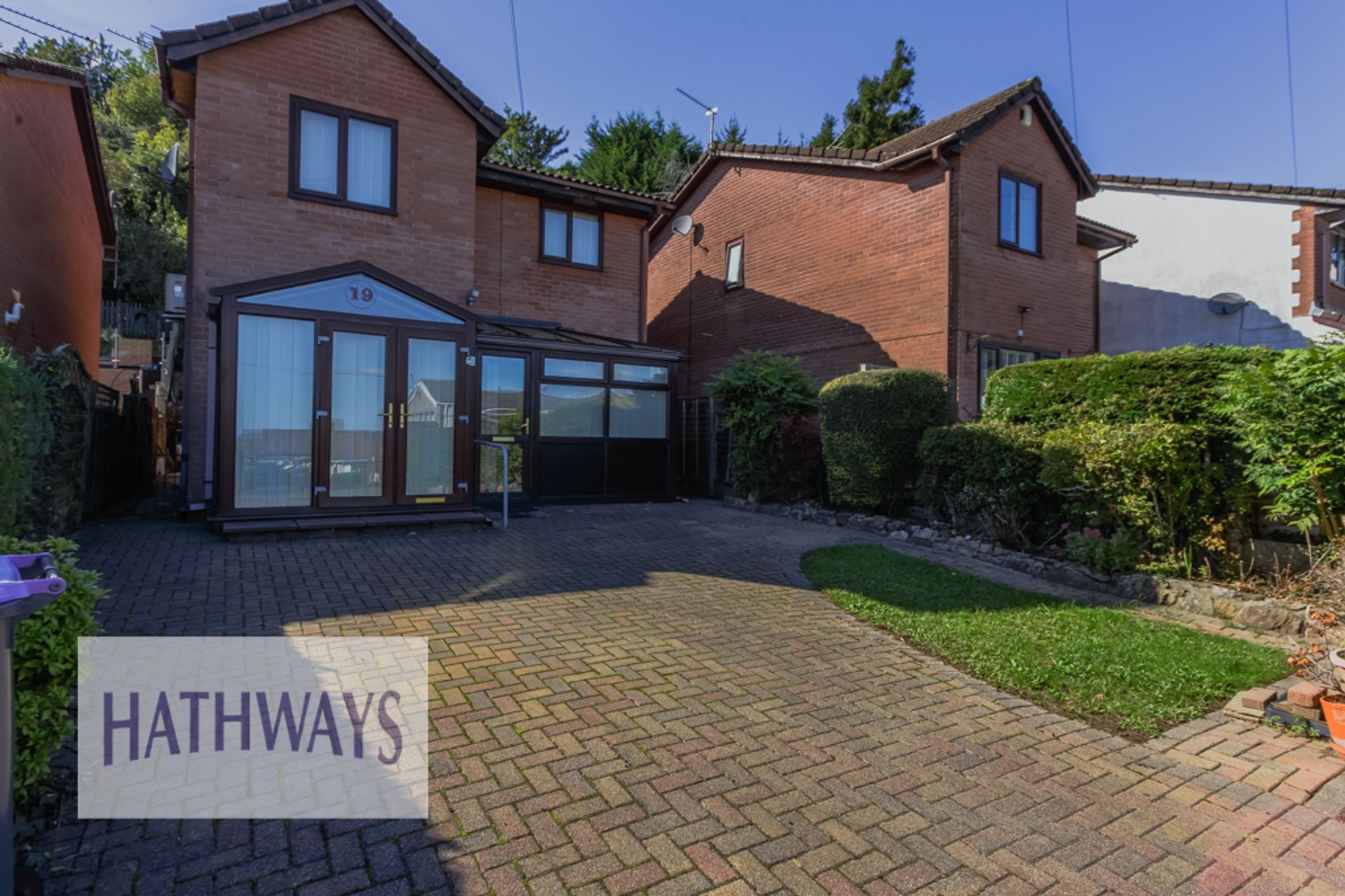 4 bed detached house for sale in Tram Road, Cwmbran 2