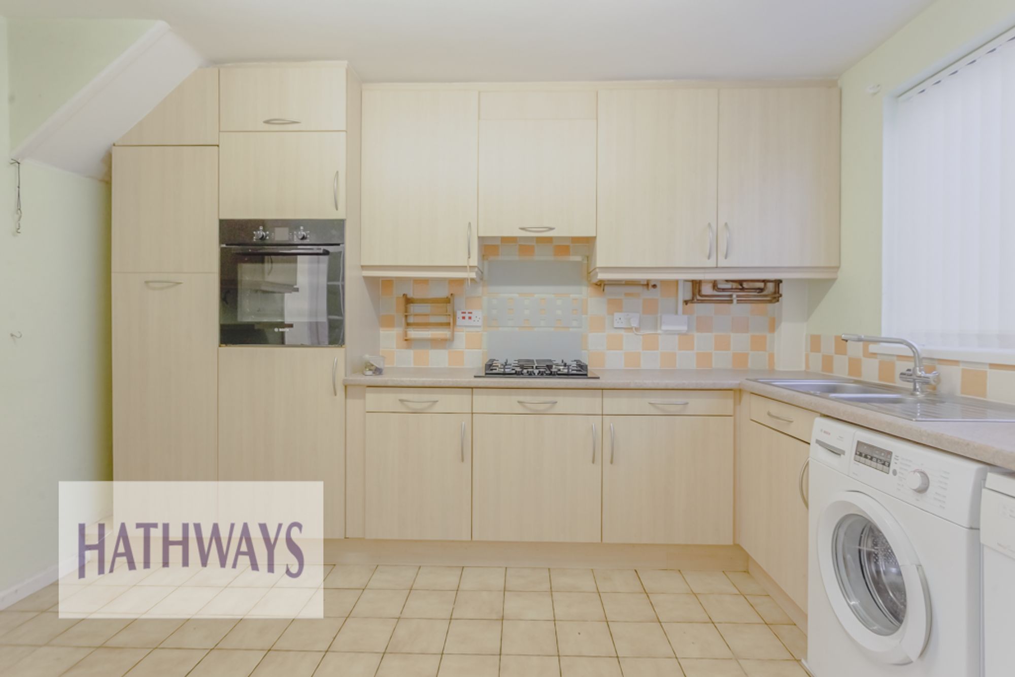 4 bed detached house for sale in Tram Road, Cwmbran 5