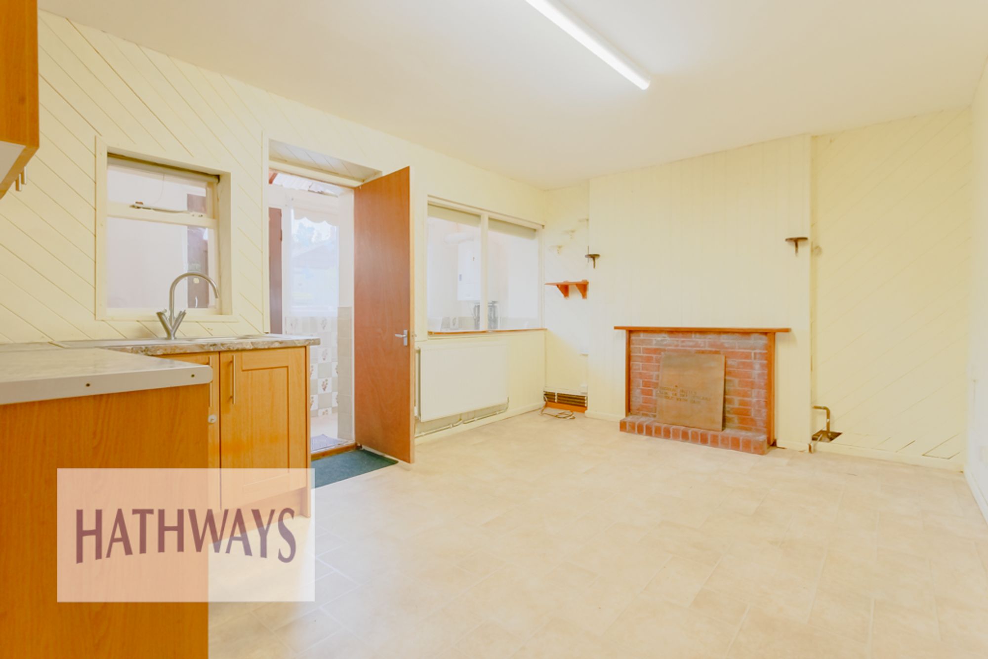 2 bed mid-terraced house for sale in Wesley Street, Cwmbran  - Property Image 10