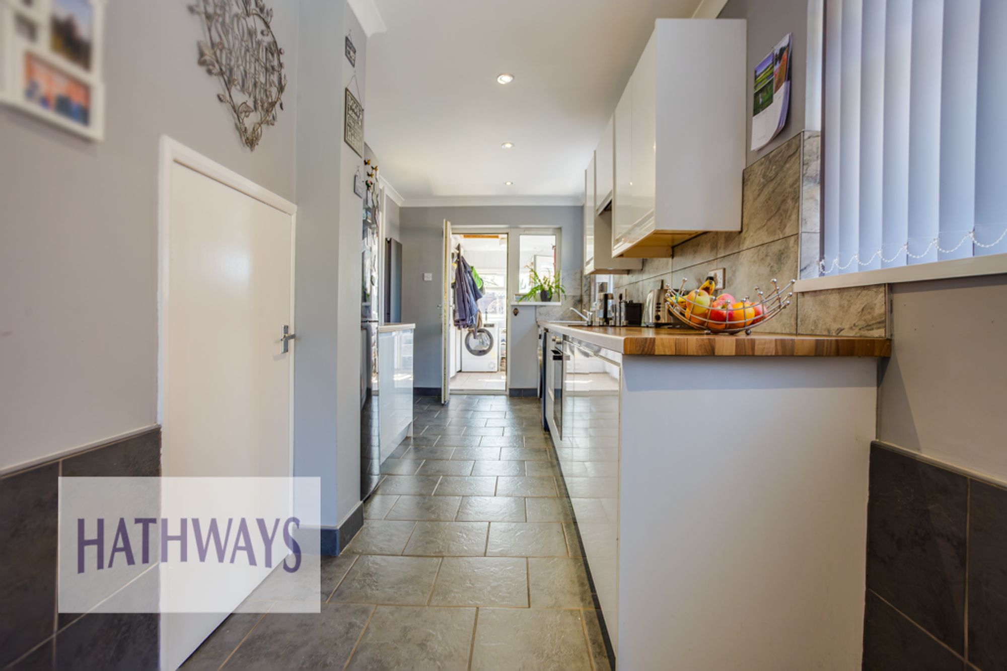 3 bed end of terrace house for sale in Bryncelyn Road, Cwmbran 8