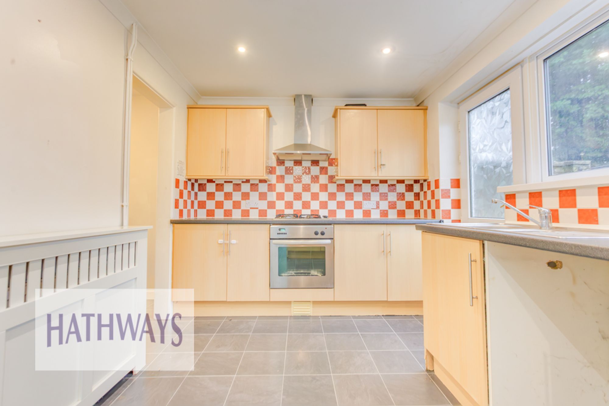 3 bed terraced house for sale in Manorbier Drive, Cwmbran  - Property Image 9