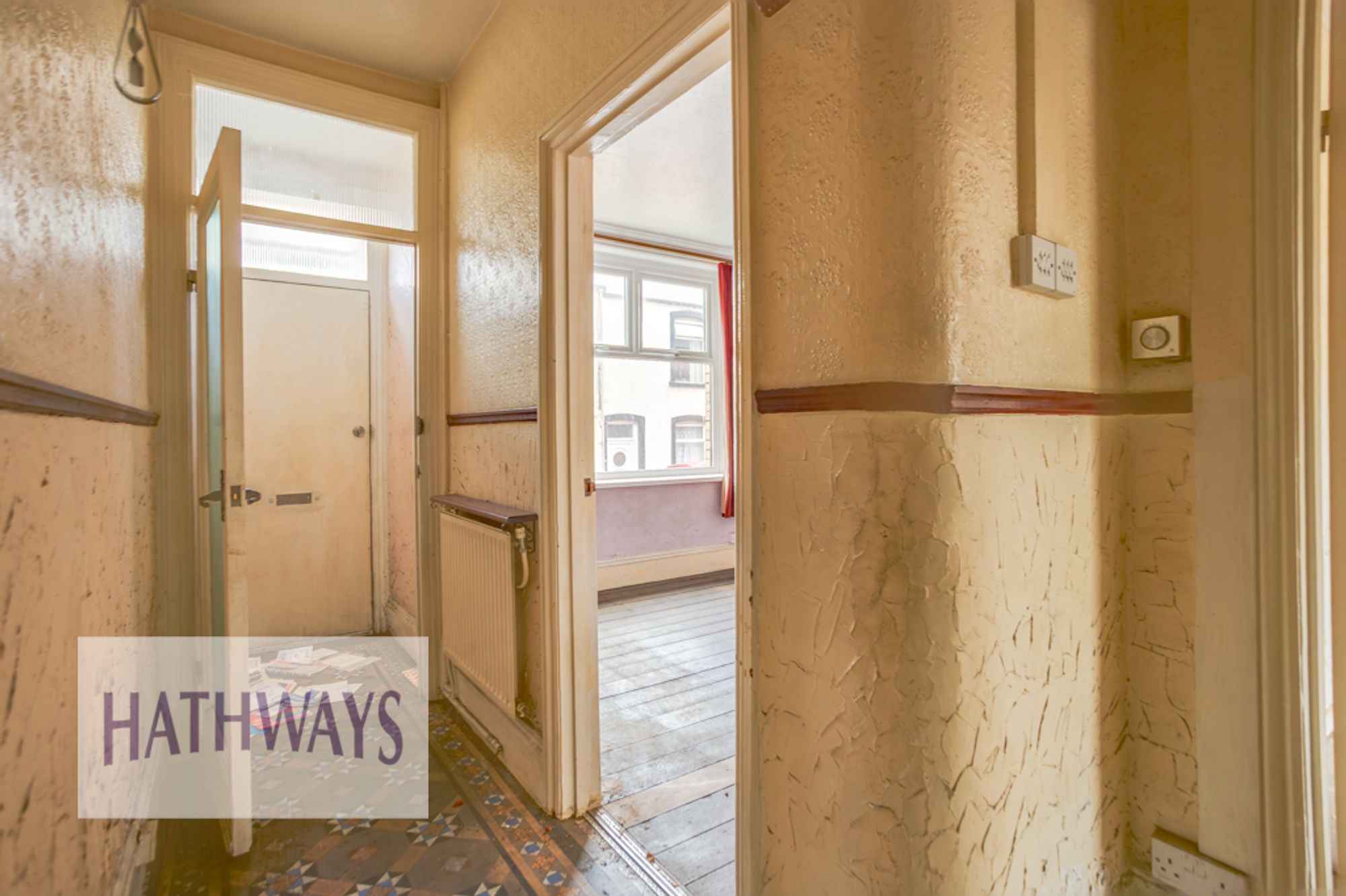 3 bed mid-terraced house for sale in Grove Place, Pontypool 2