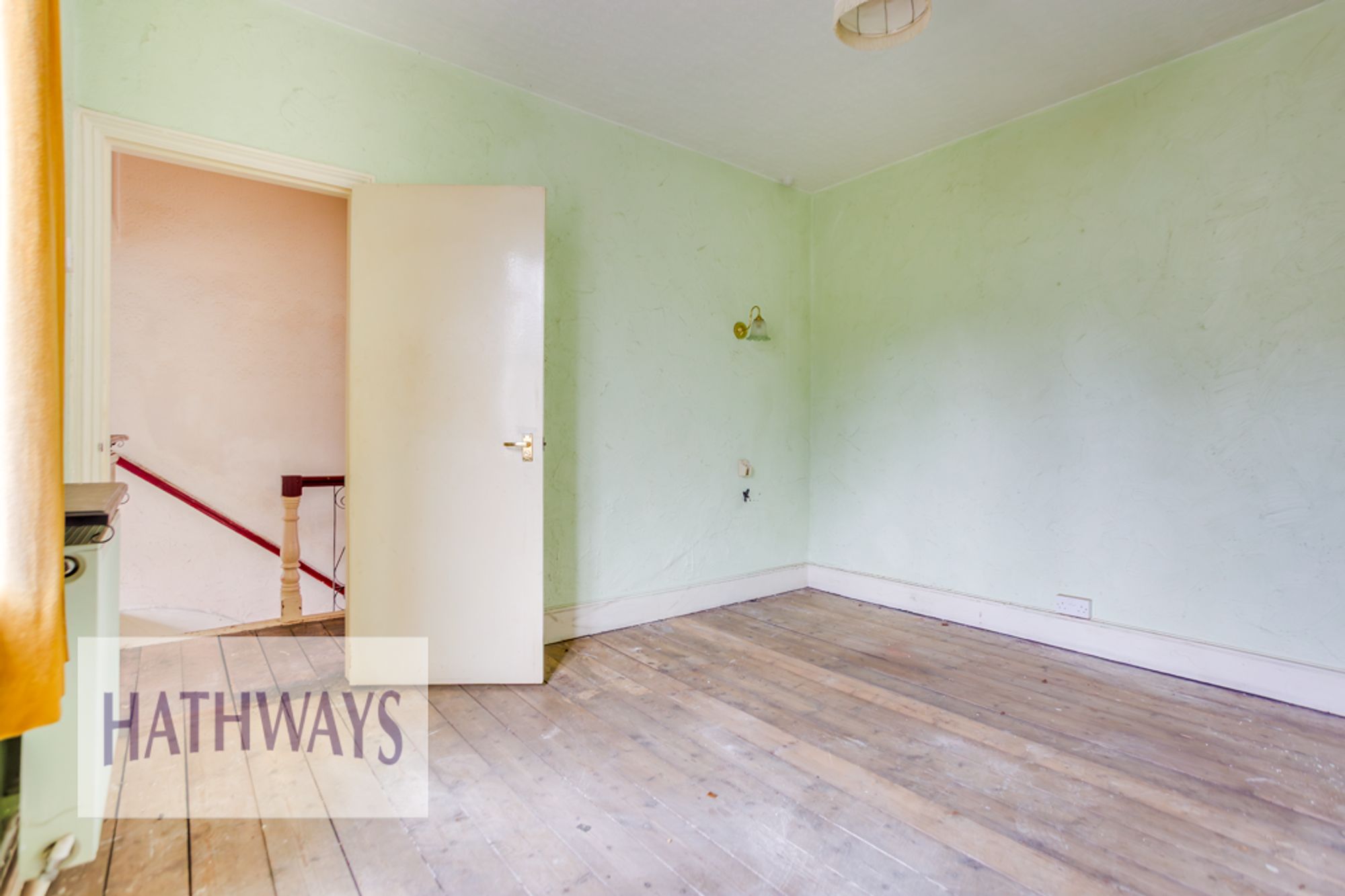 3 bed mid-terraced house for sale in Grove Place, Pontypool 24