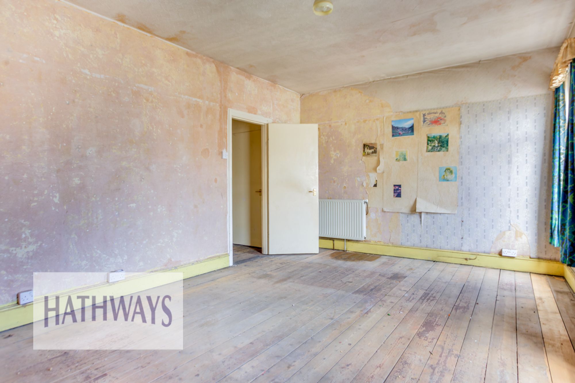 3 bed mid-terraced house for sale in Grove Place, Pontypool  - Property Image 22