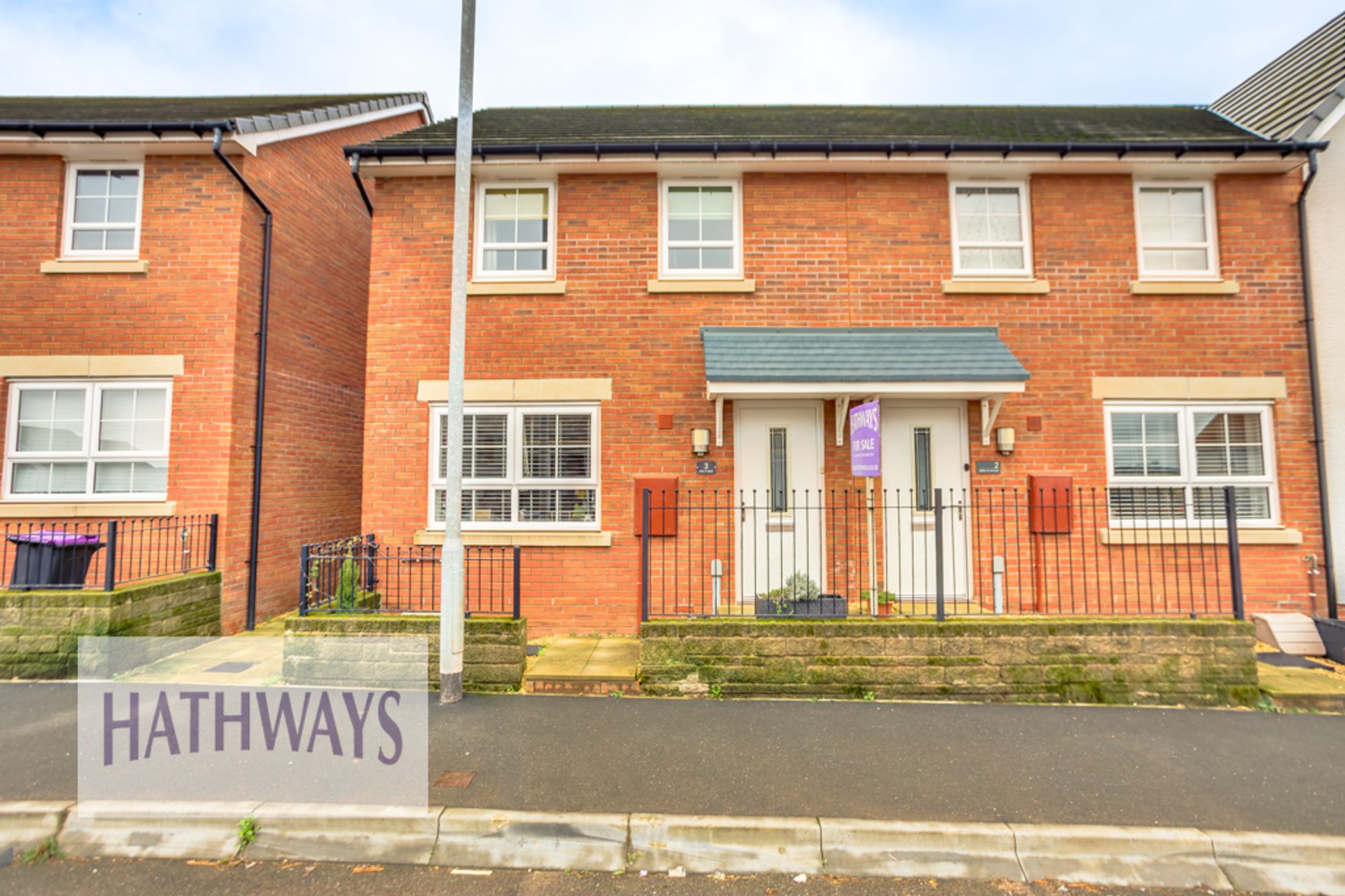 3 bed semi-detached house for sale in Alba Avenue, Cwmbran - Property Image 1