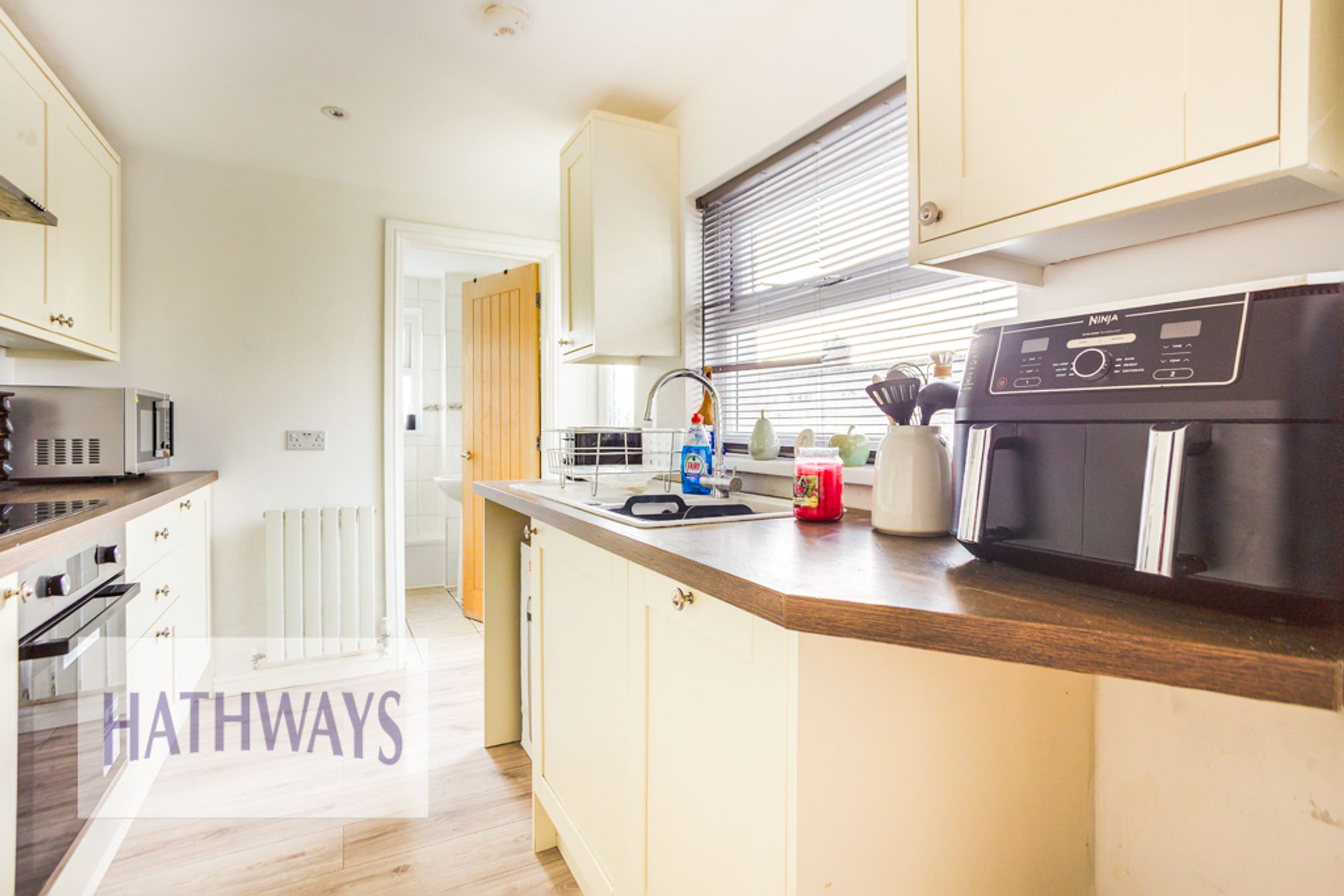 3 bed end of terrace house for sale in Gilwern Place, Cwmbran  - Property Image 14